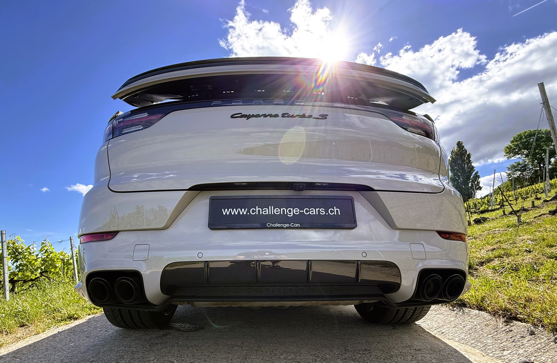 PORSCHE Cayenne Turbo Coupé S E-Hybrid-image-13