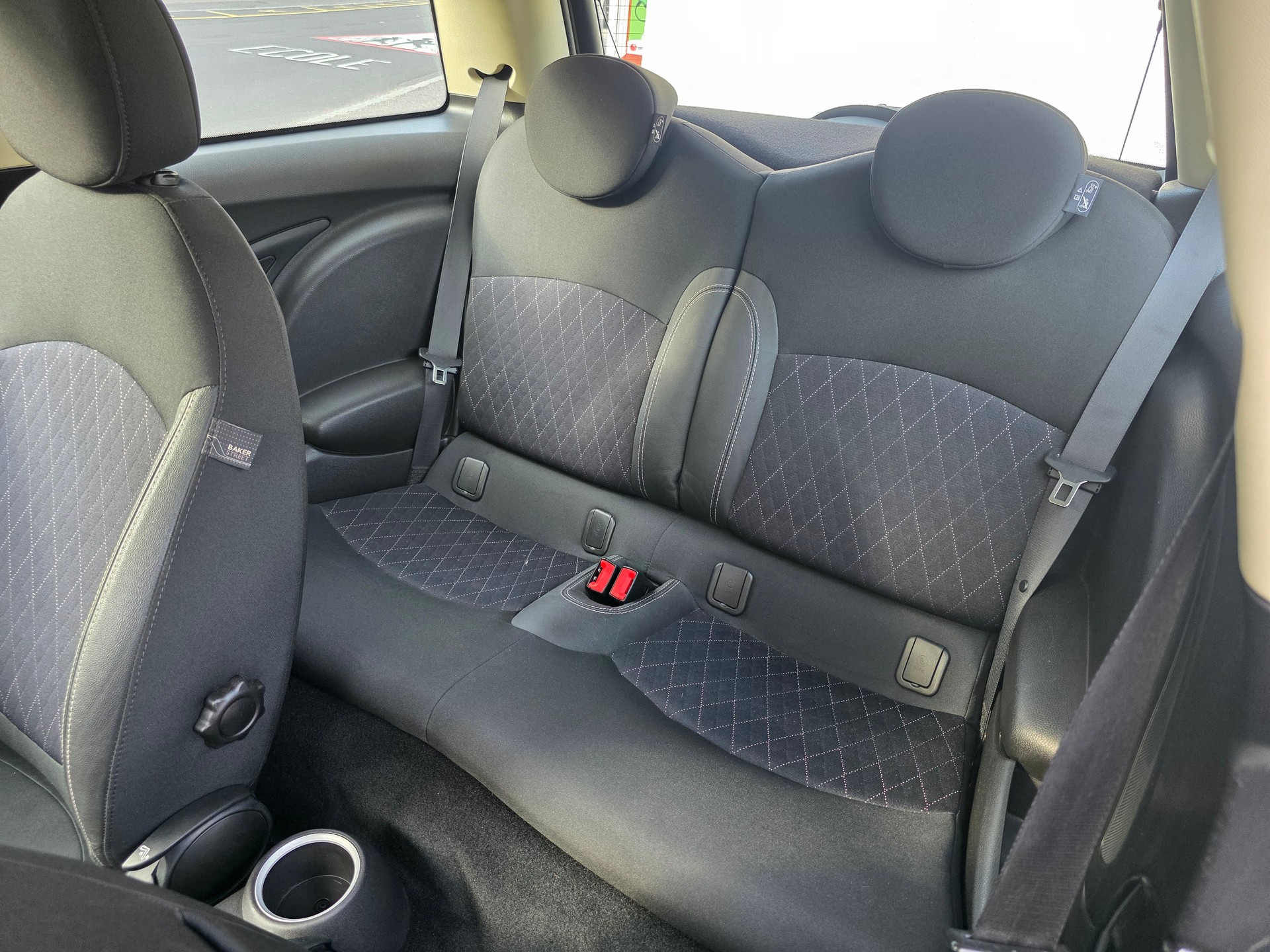 MINI One-image-9