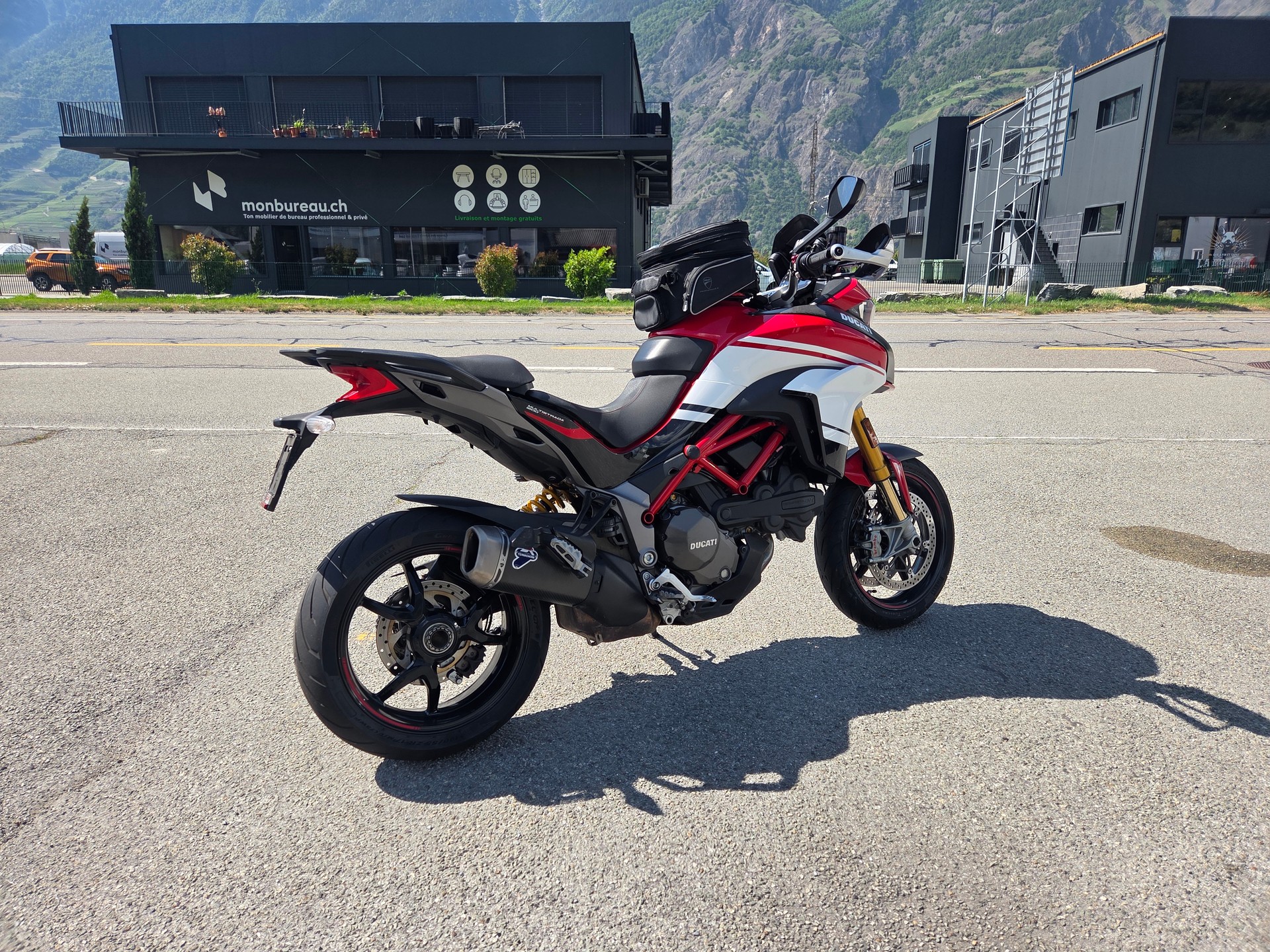 DUCATI Multistrada 1200 Pikes Peak-image-2