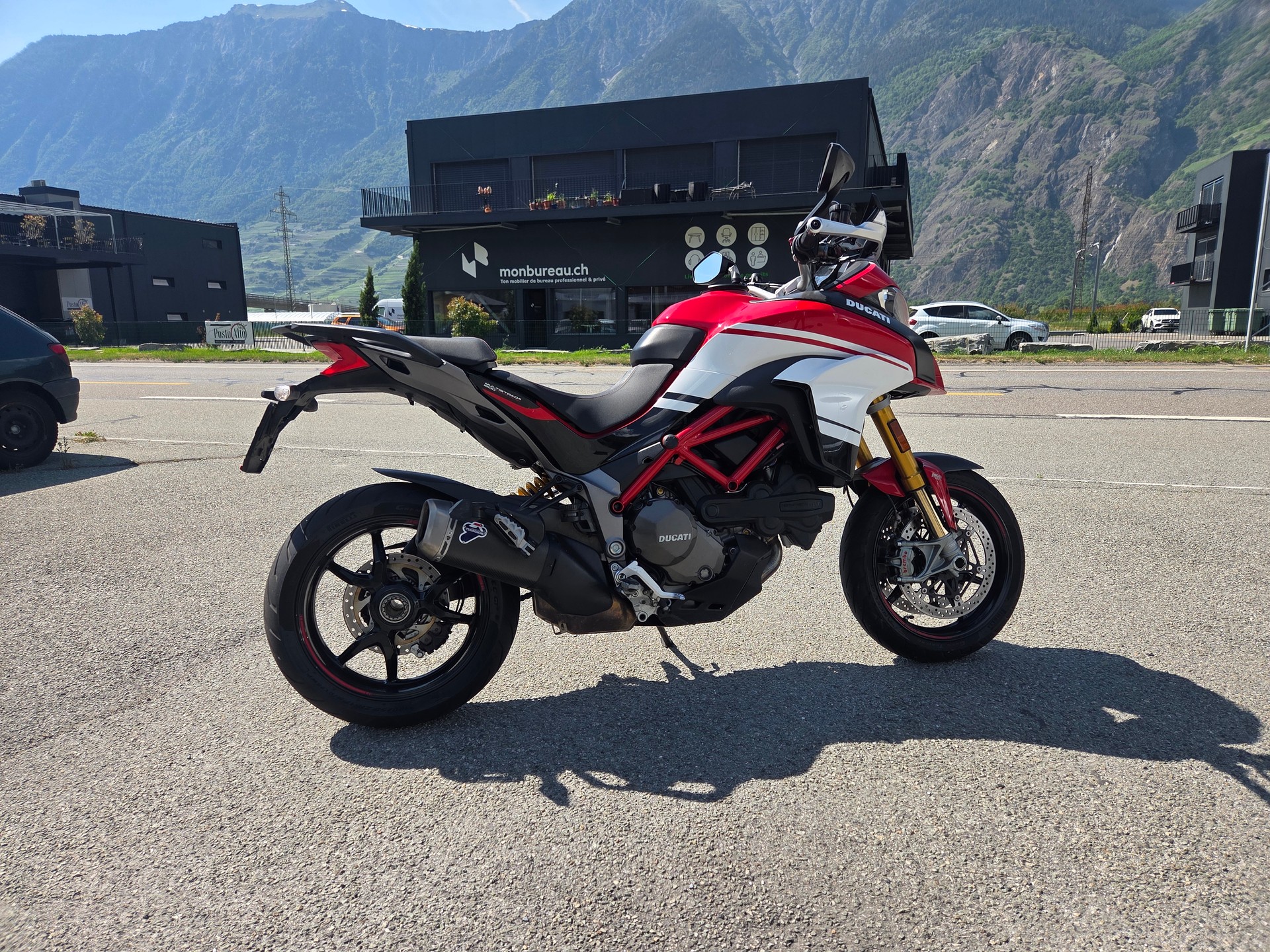 DUCATI Multistrada 1200 Pikes Peak-image-1