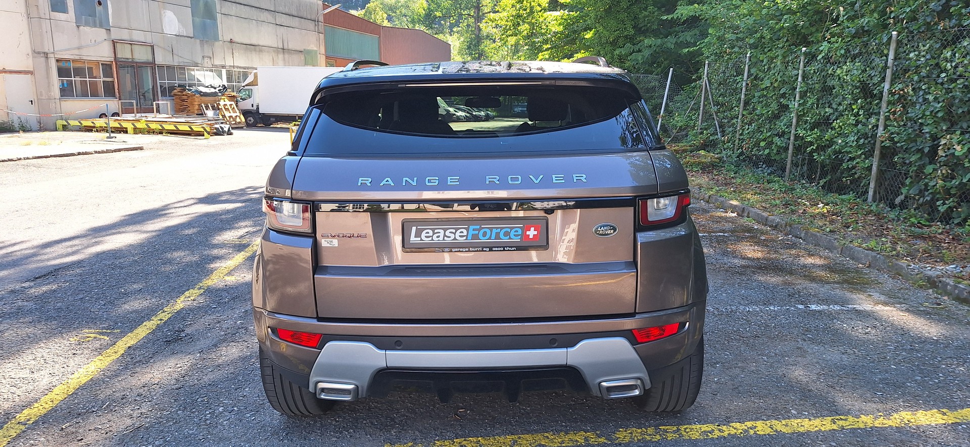 LAND ROVER Range Rover Evoque 2.0 Si4 SE Dynamic AT9-image-4