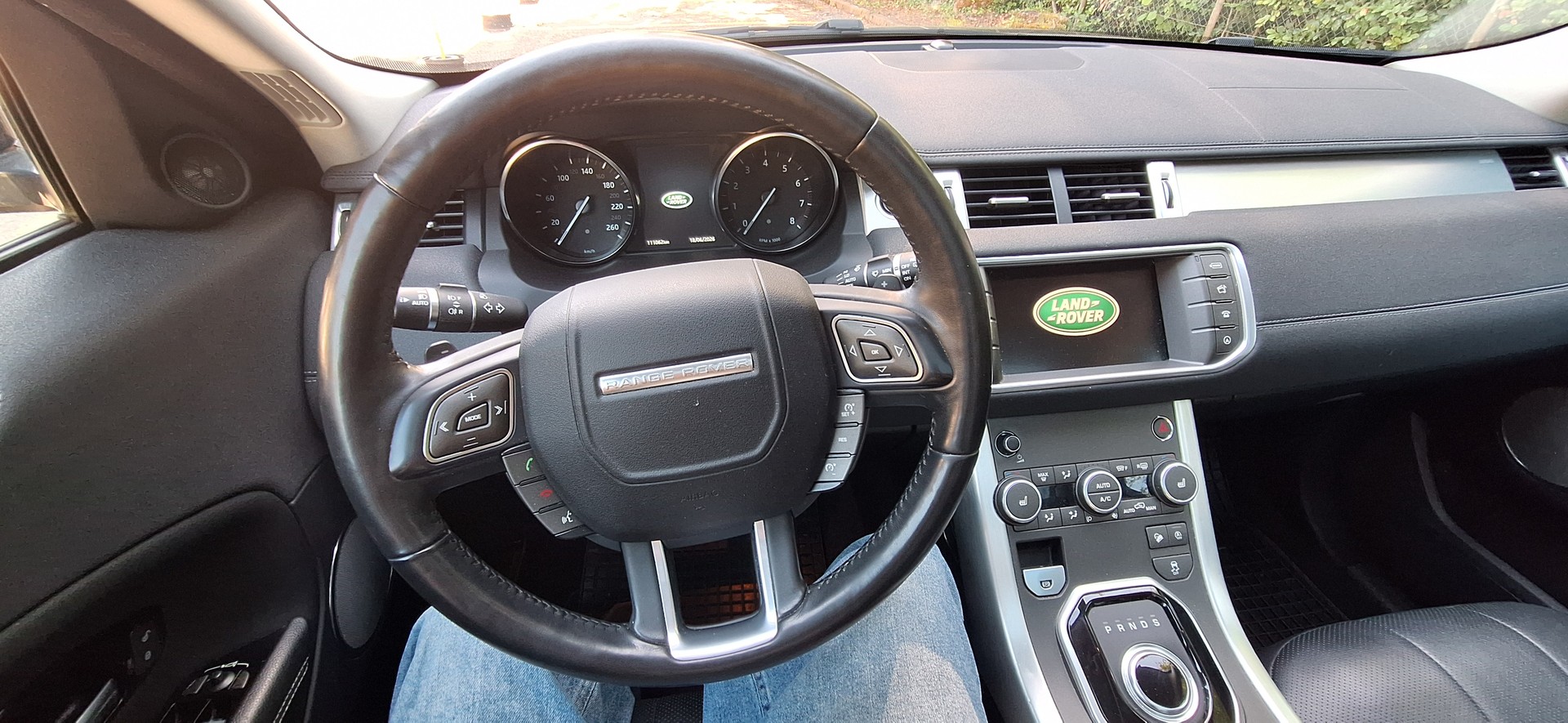 LAND ROVER Range Rover Evoque 2.0 Si4 SE Dynamic AT9-image-29