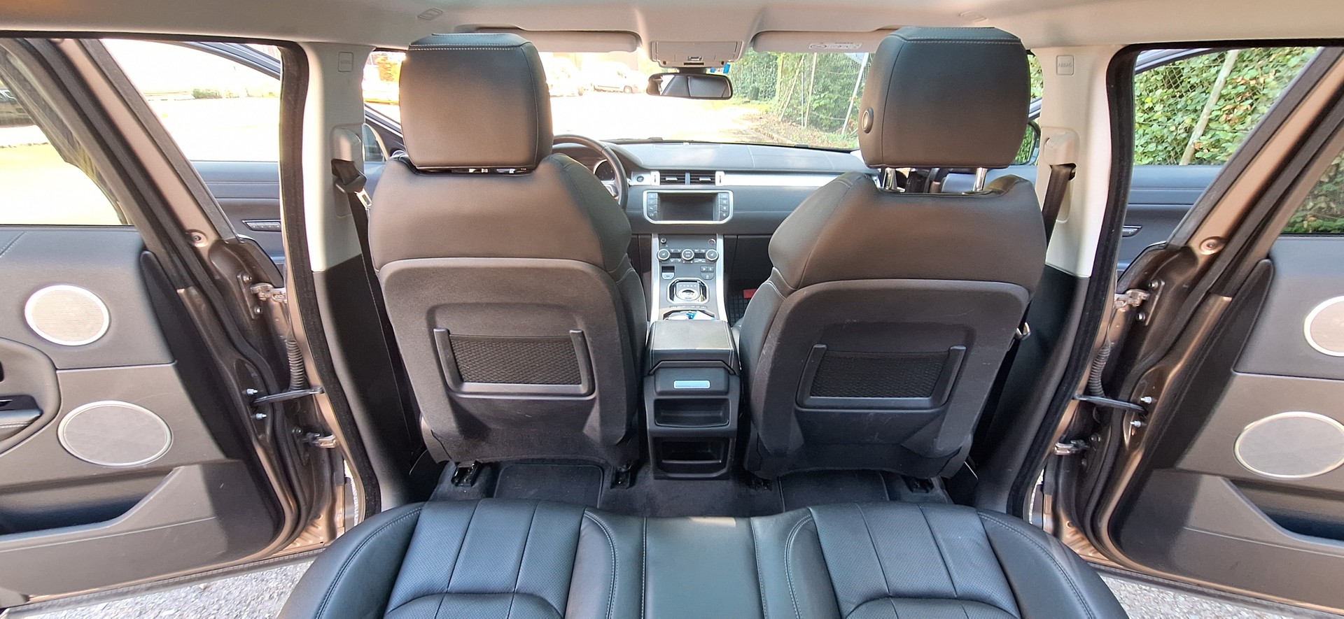 LAND ROVER Range Rover Evoque 2.0 Si4 SE Dynamic AT9-image-25