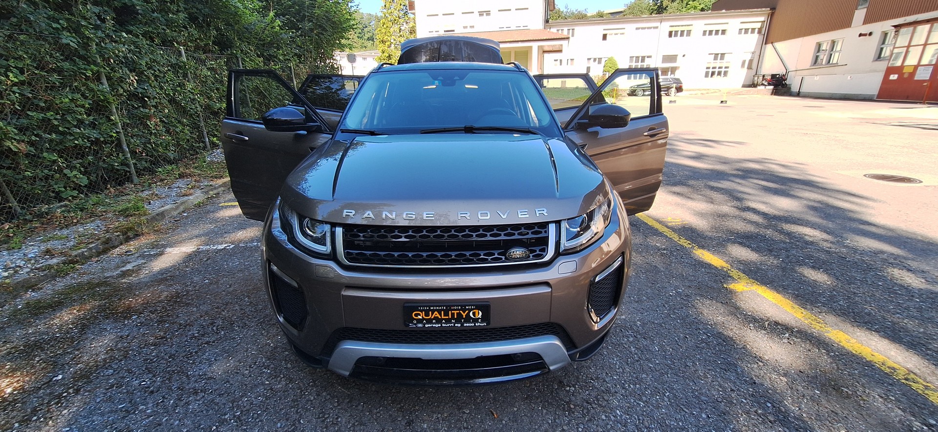 LAND ROVER Range Rover Evoque 2.0 Si4 SE Dynamic AT9-image-17