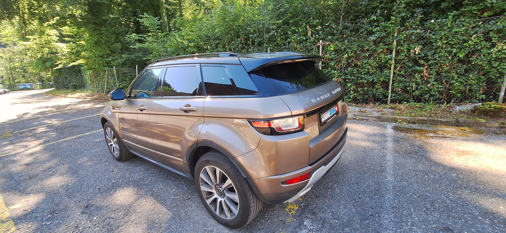 LAND ROVER Range Rover Evoque 2.0 Si4 SE Dynamic AT9-image-3