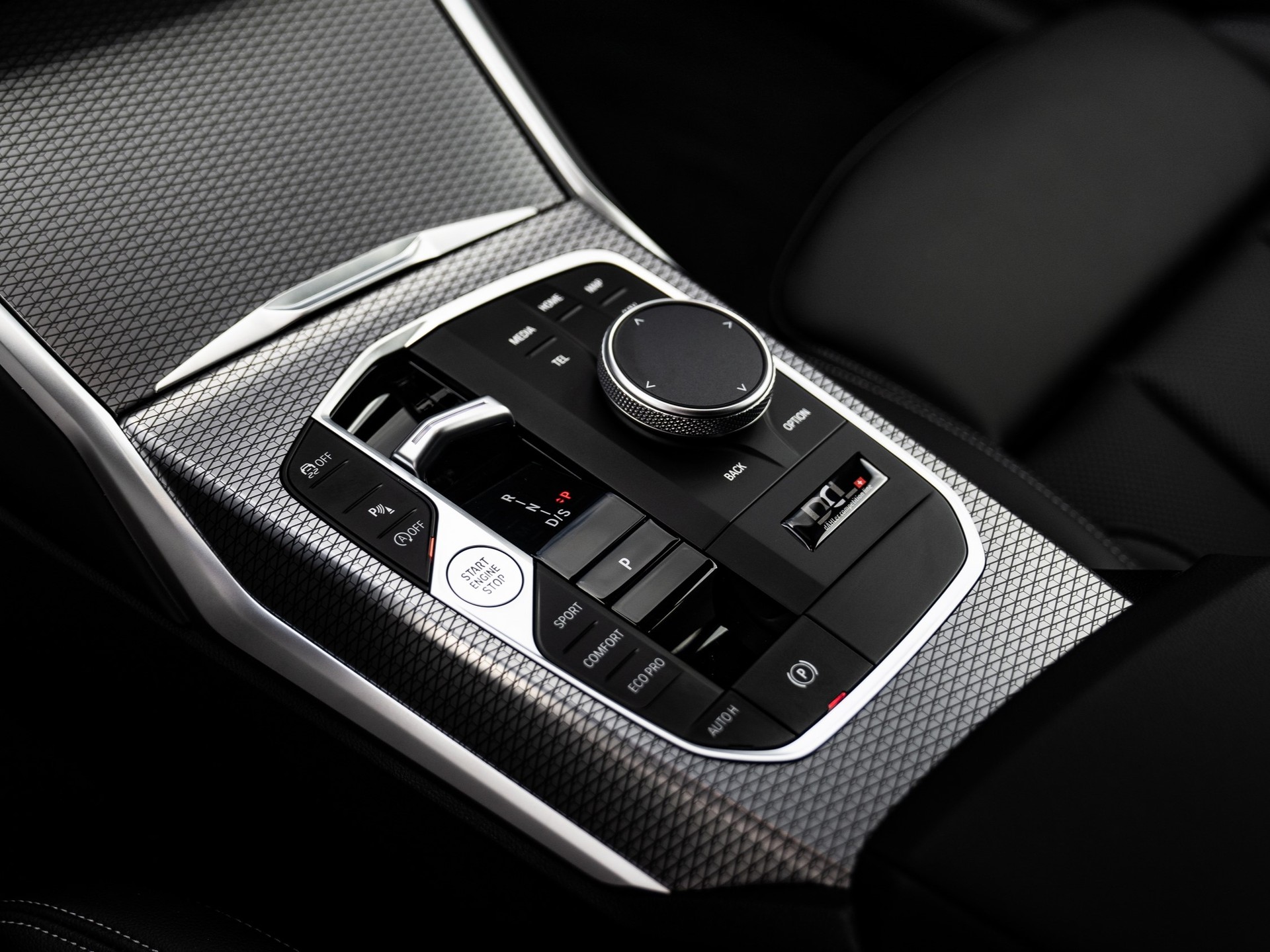 BMW M240i xDrive M Sport Pro Steptronic-image-9