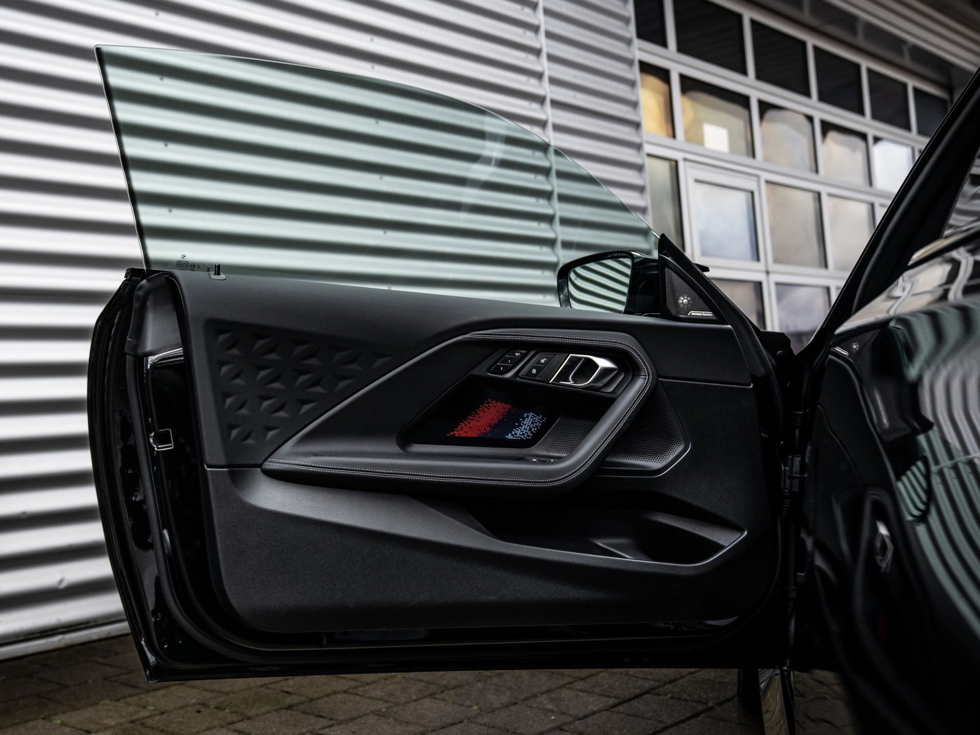 BMW M240i xDrive M Sport Pro Steptronic-image-11