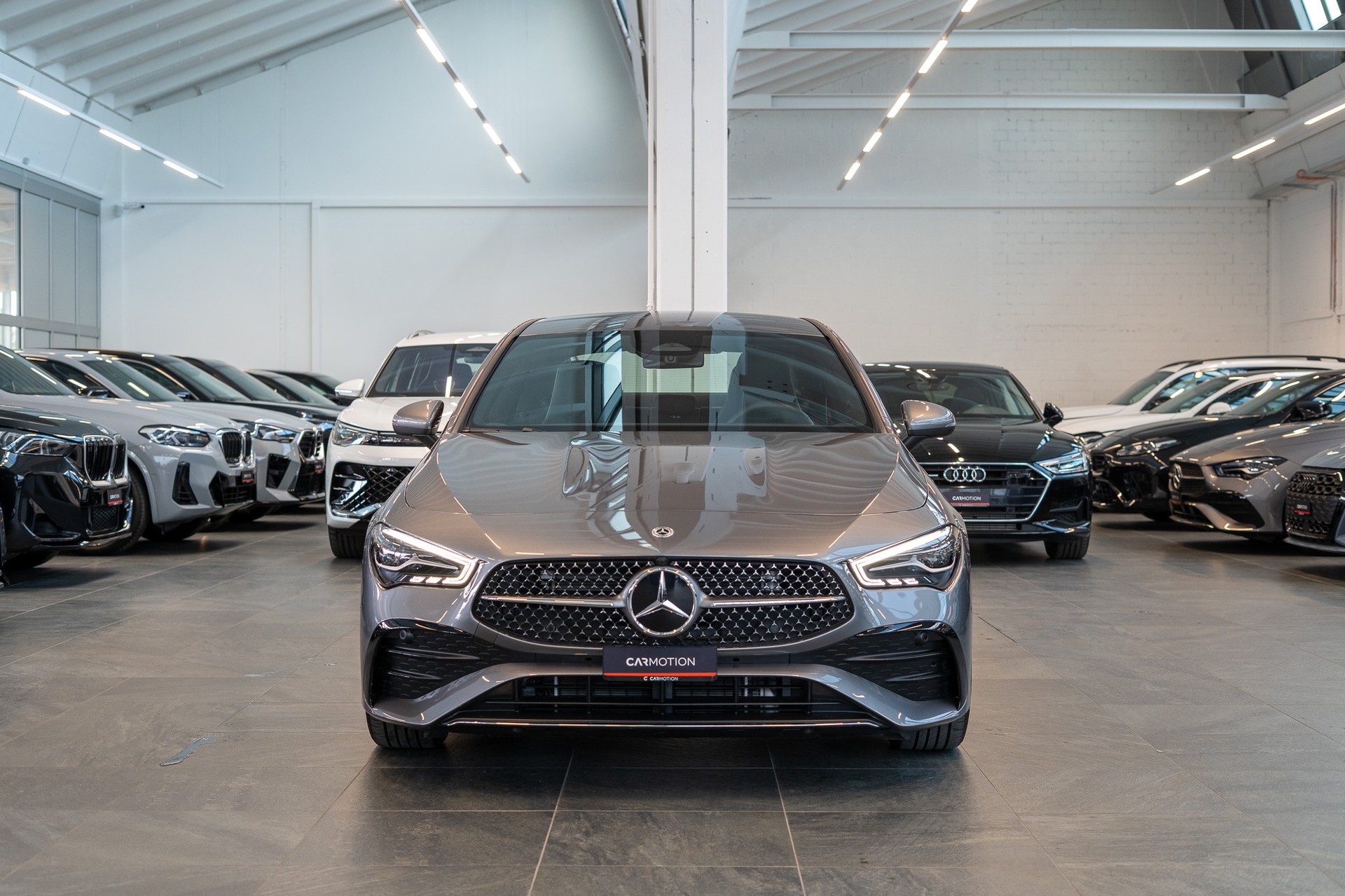 MERCEDES-BENZ CLA 200 AMG Line / Facelift / Rückfahrkamera / Ambientebeleuchtung-showroom-element-1