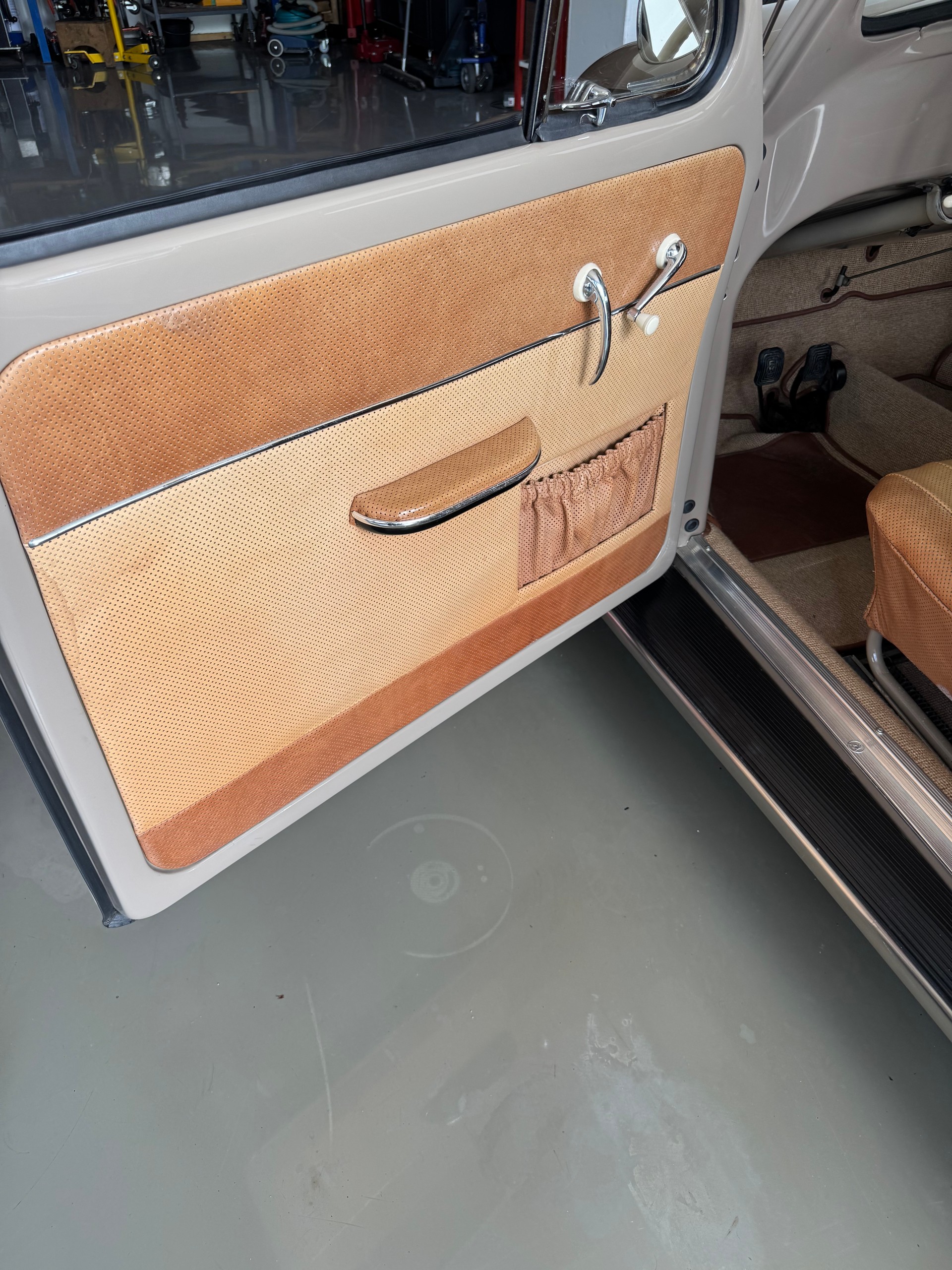 VW Käfer 1200 Ovali-image-9