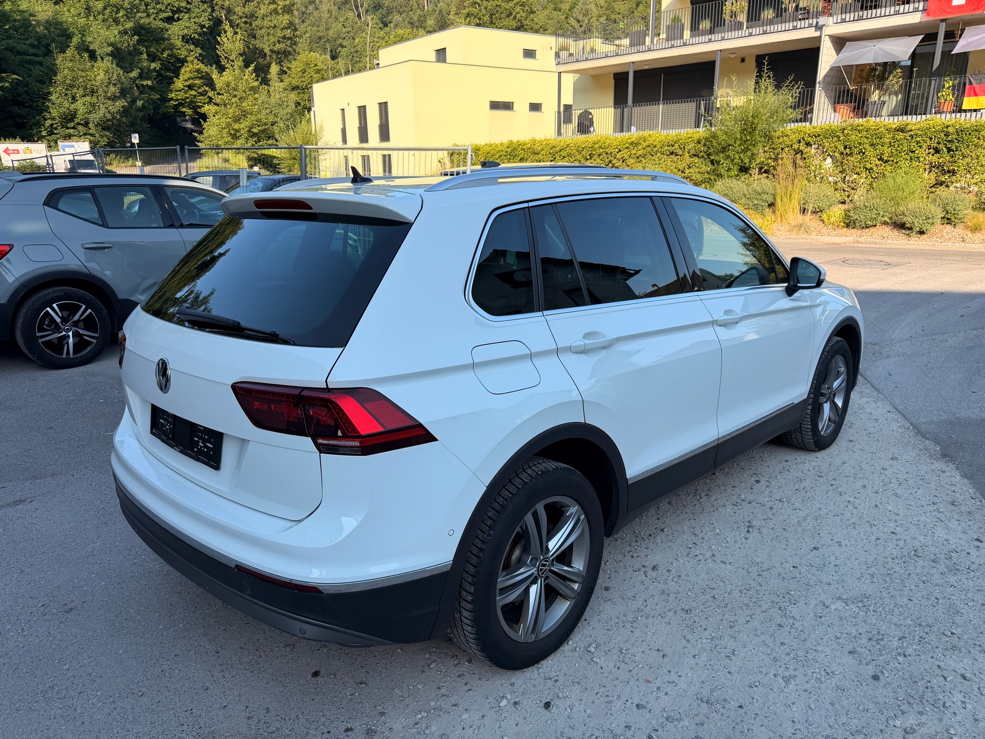 VW Tiguan 2.0TSI Highline 4Motion DSG-image-5