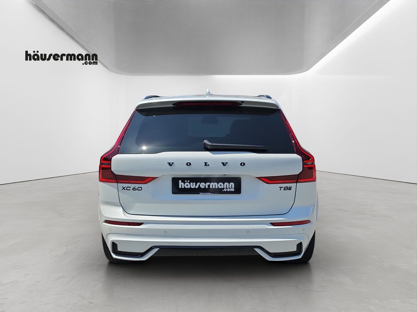VOLVO XC60 2.0 T8 TE Black Edition eAWD-image-4