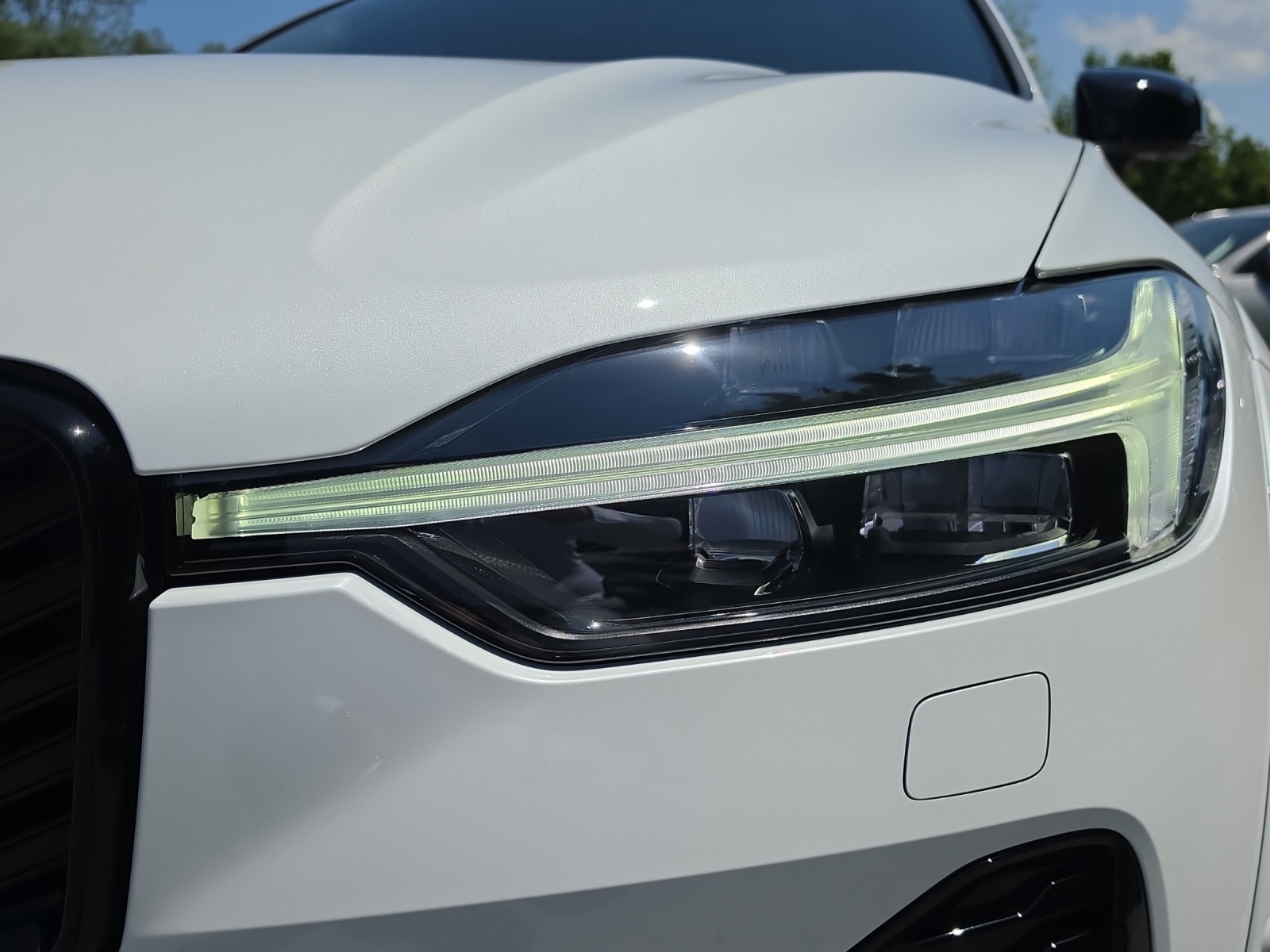 VOLVO XC60 2.0 T8 TE Black Edition eAWD-image-7