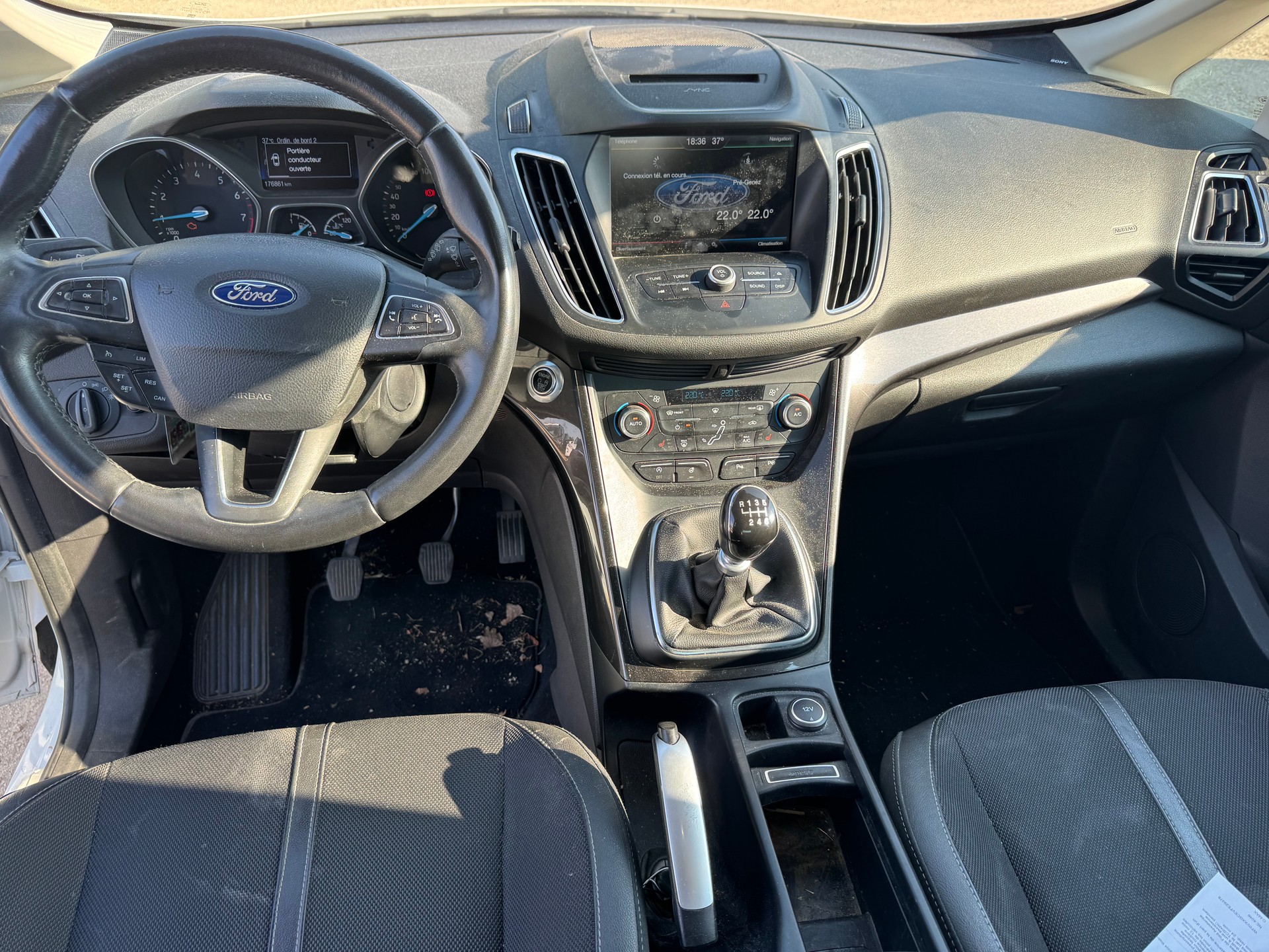 FORD C-Max 1.5 SCTi Trend-image-8