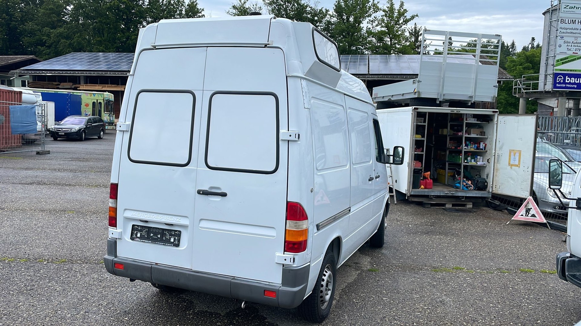 MERCEDES-BENZ Sprinter 212 D-image-1