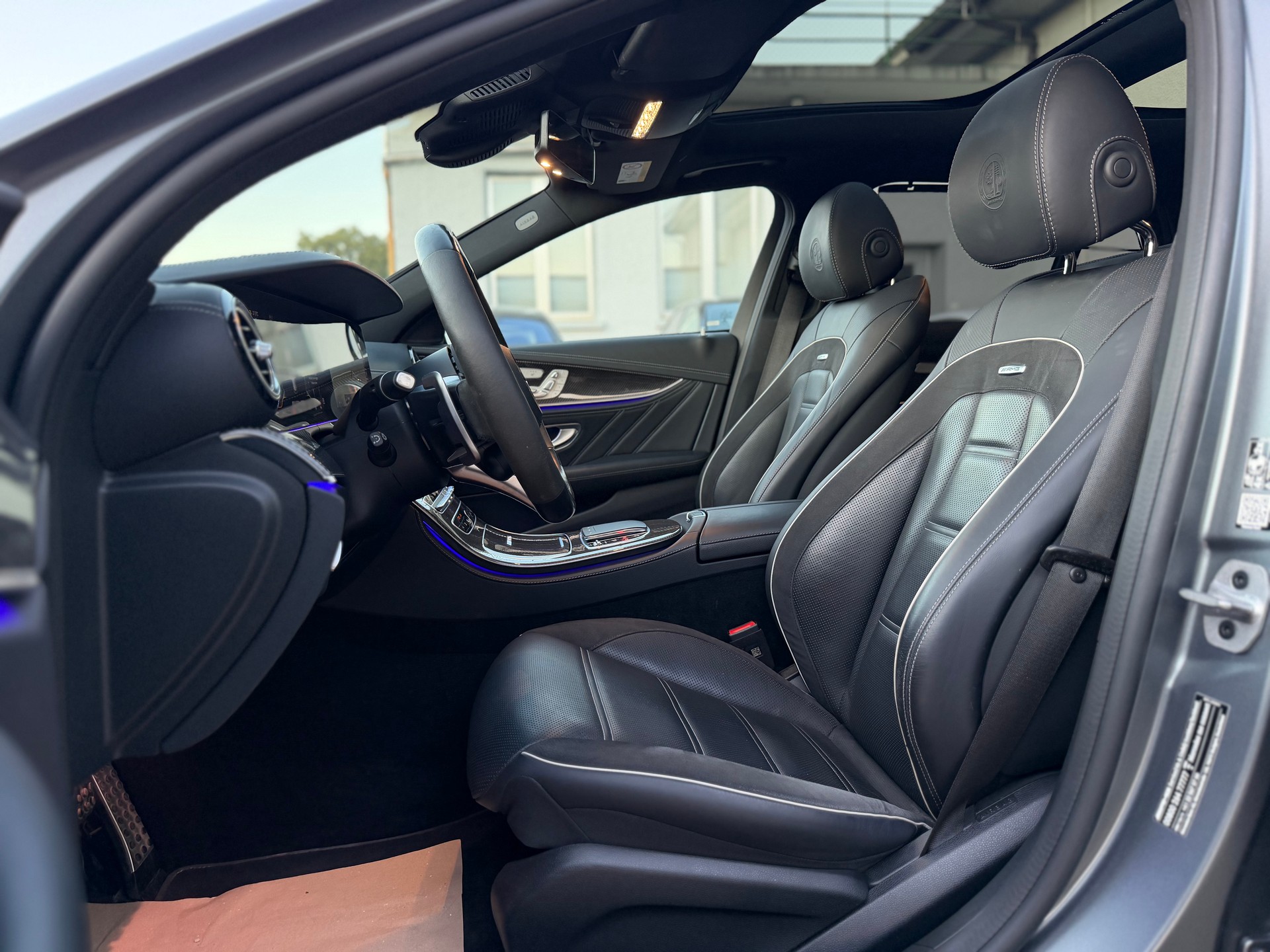 MERCEDES-BENZ AMG E 63 S T 4Matic+ Speedshift 9G-TCT-image-11