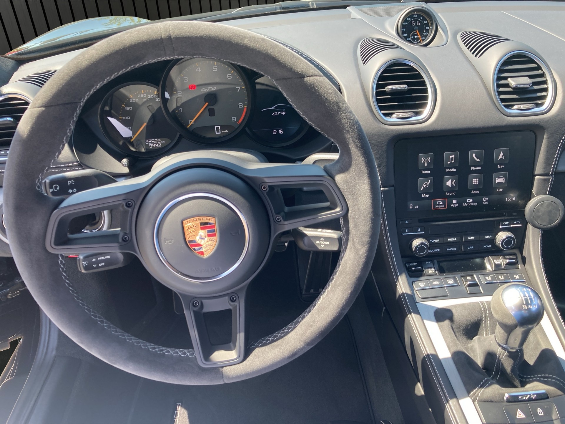 PORSCHE Cayman 718-image-8