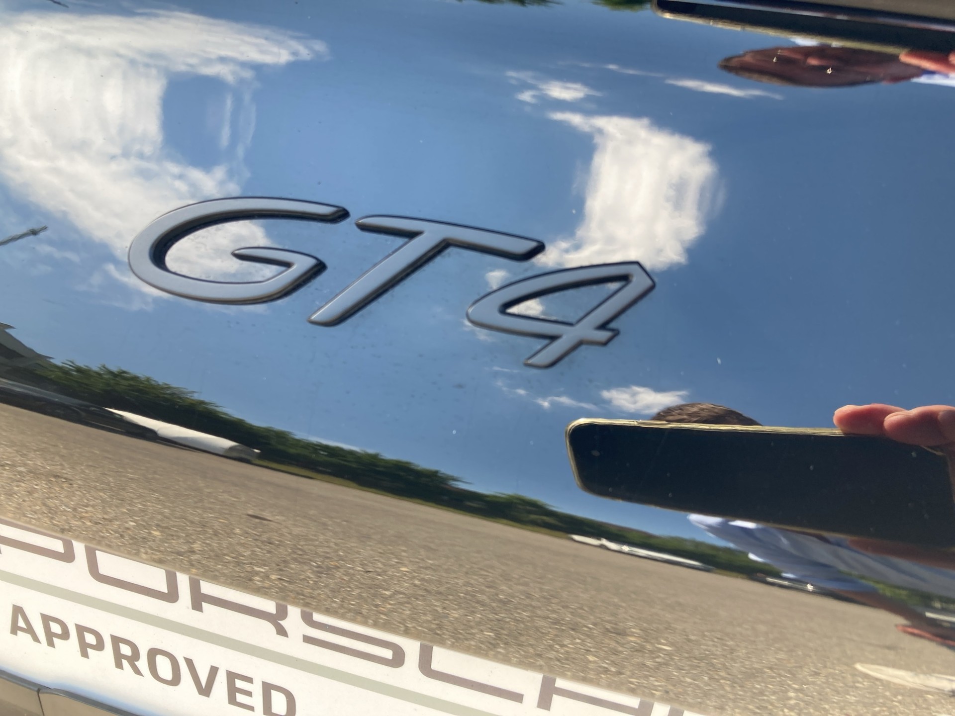 PORSCHE Cayman 718-image-15