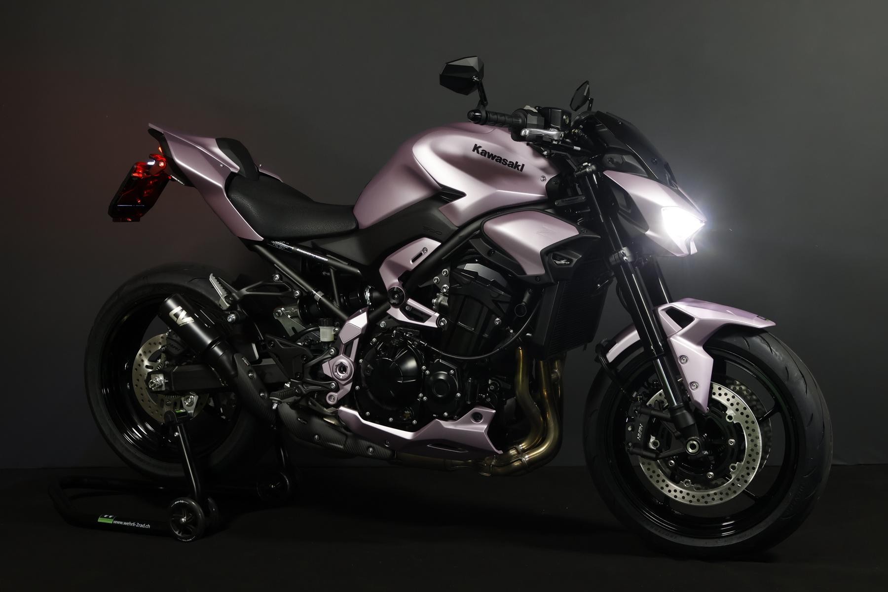 KAWASAKI Z 900 (91/70/35 KW) *Amethysia* Level 3-showroom-element-1