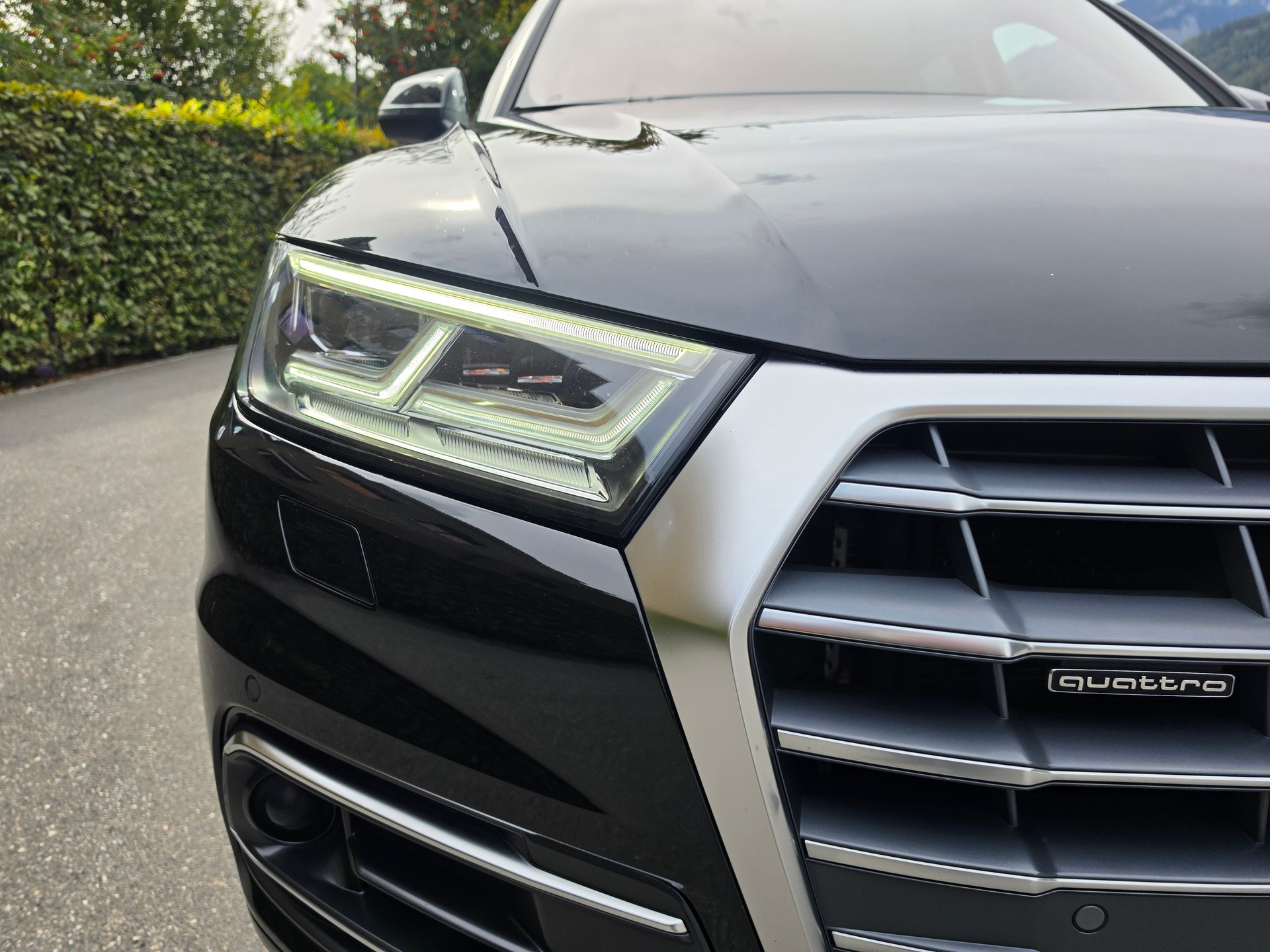 AUDI Q5 2.0 TDI quattro S-tronic-image-8