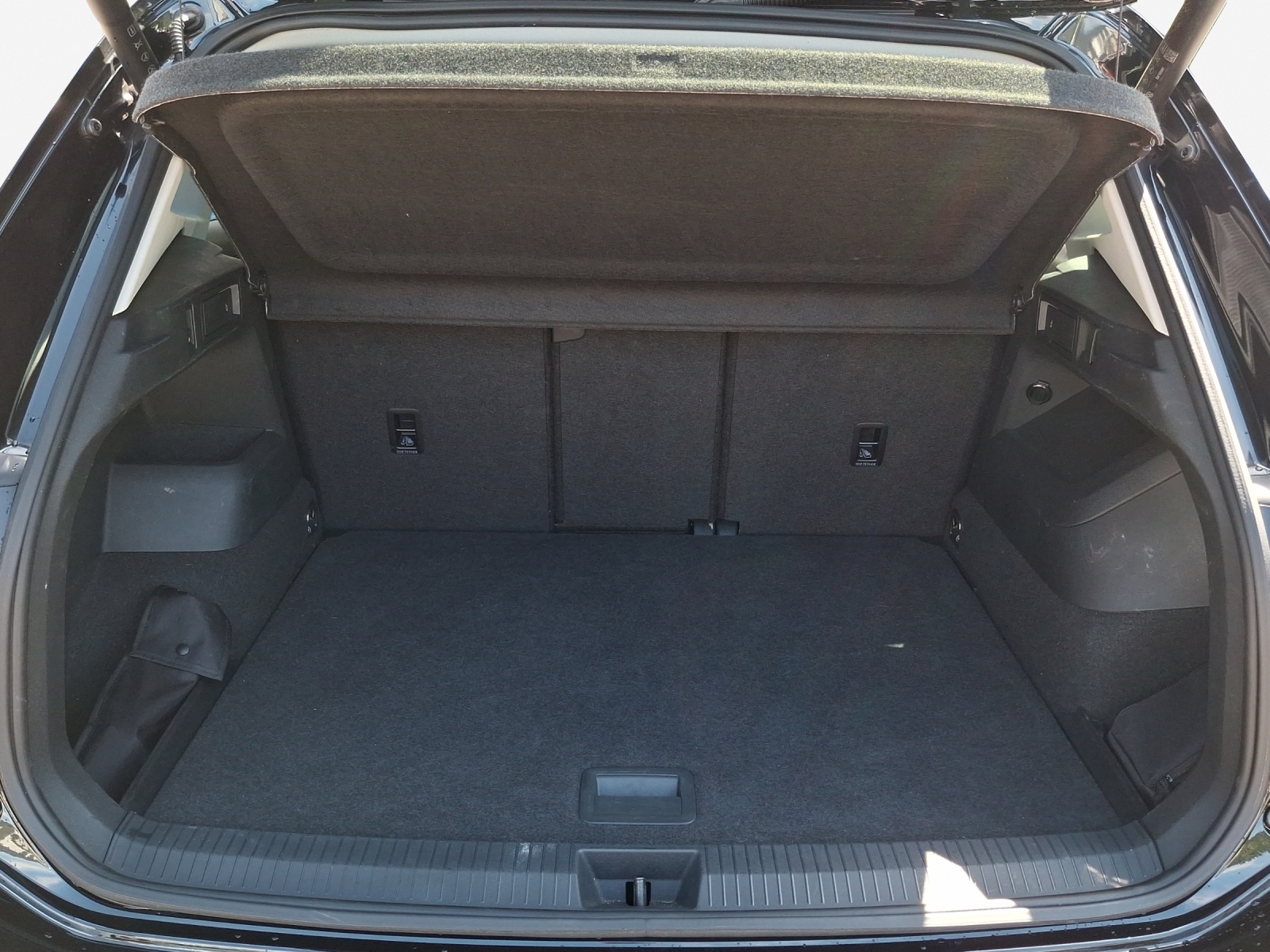 VW Tiguan 2.0 TSI DSG Elegance 4Motion-image-12