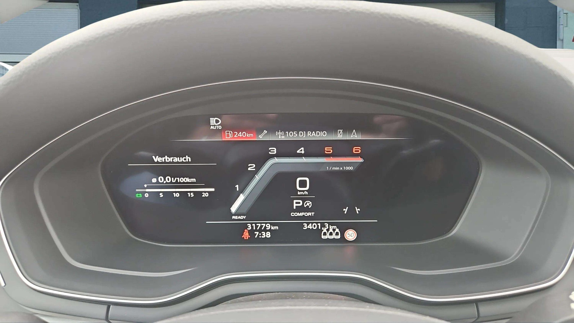 AUDI A4 Avant 40 TDI S line Attraction quattro S-tronic mit AHK Vorbereitung & 5J Werksgarantie oder bis 100000km-image-17