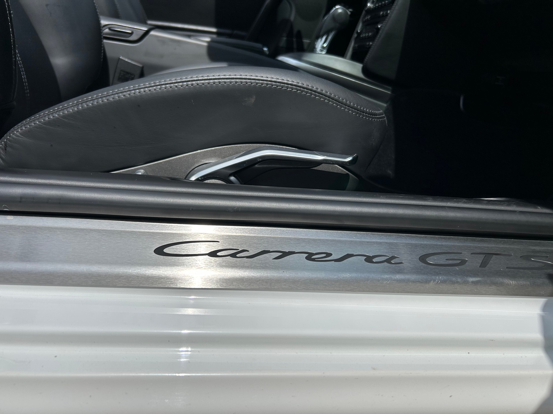 PORSCHE Carrera GTS PDK-image-12
