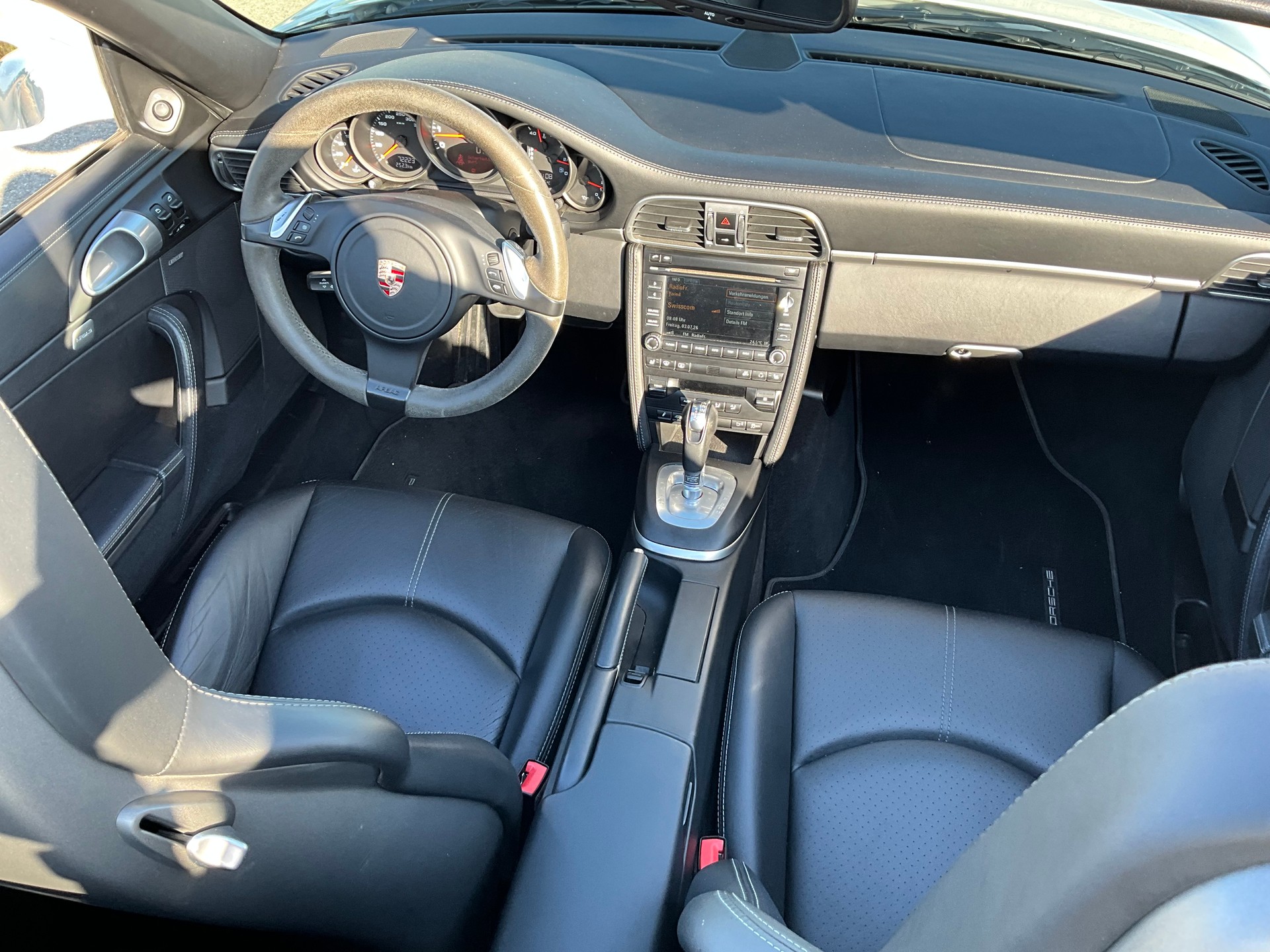 PORSCHE Carrera GTS PDK-image-14