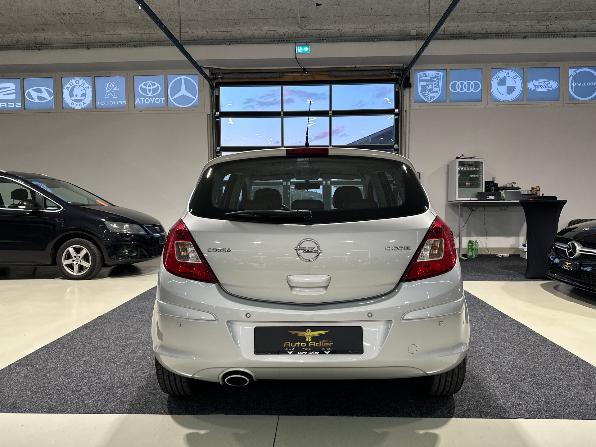 OPEL Corsa 1.4 Turbo Anniversary Edition-image-7