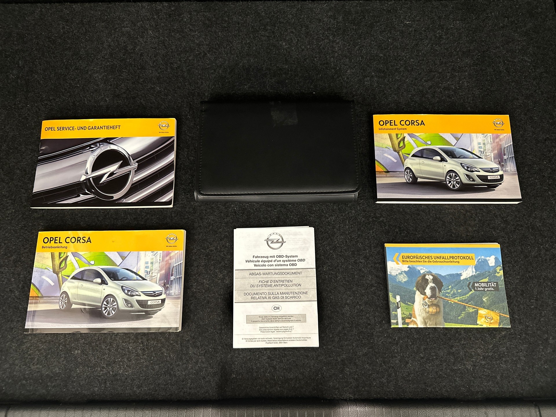 OPEL Corsa 1.4 Turbo Anniversary Edition-image-29