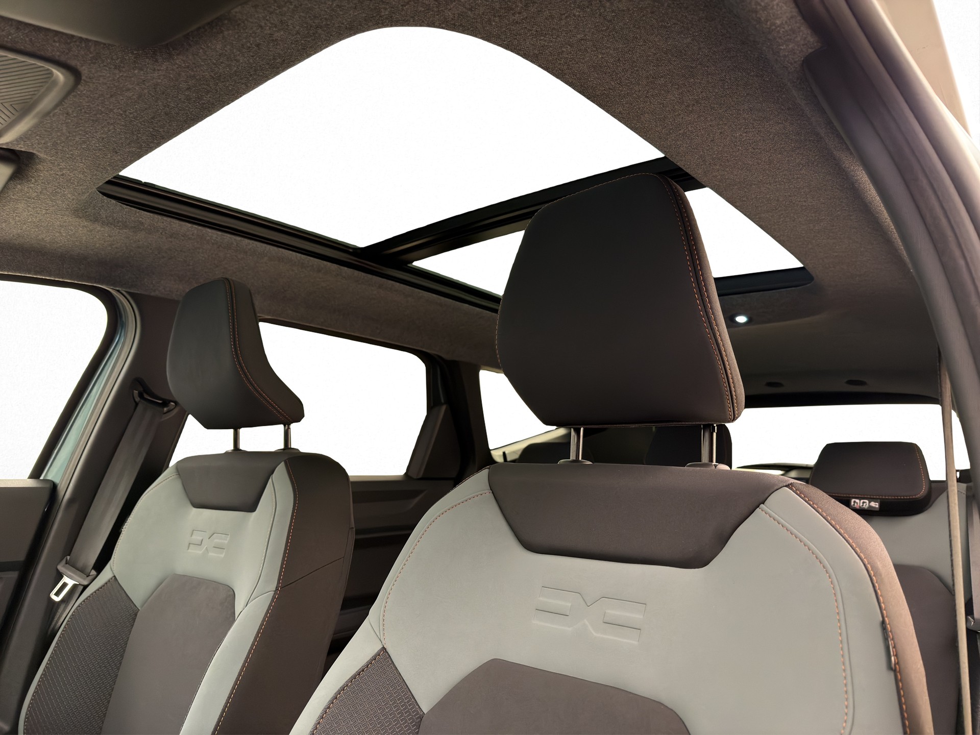DACIA Bigster 1.8 Hybrid Extreme-image-15