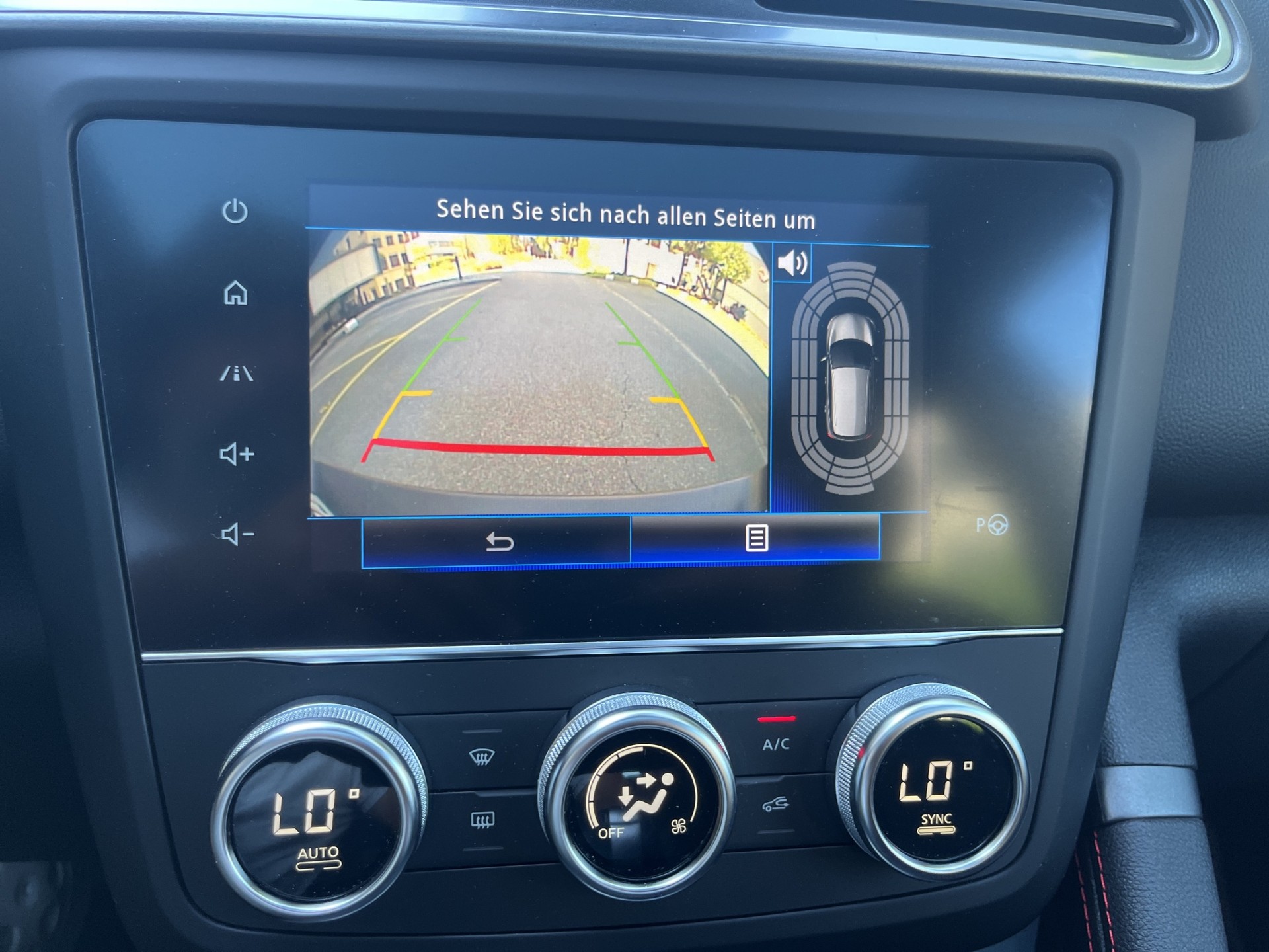 RENAULT Kadjar 1.3 16V Turbo Black Edition EDC-image-14