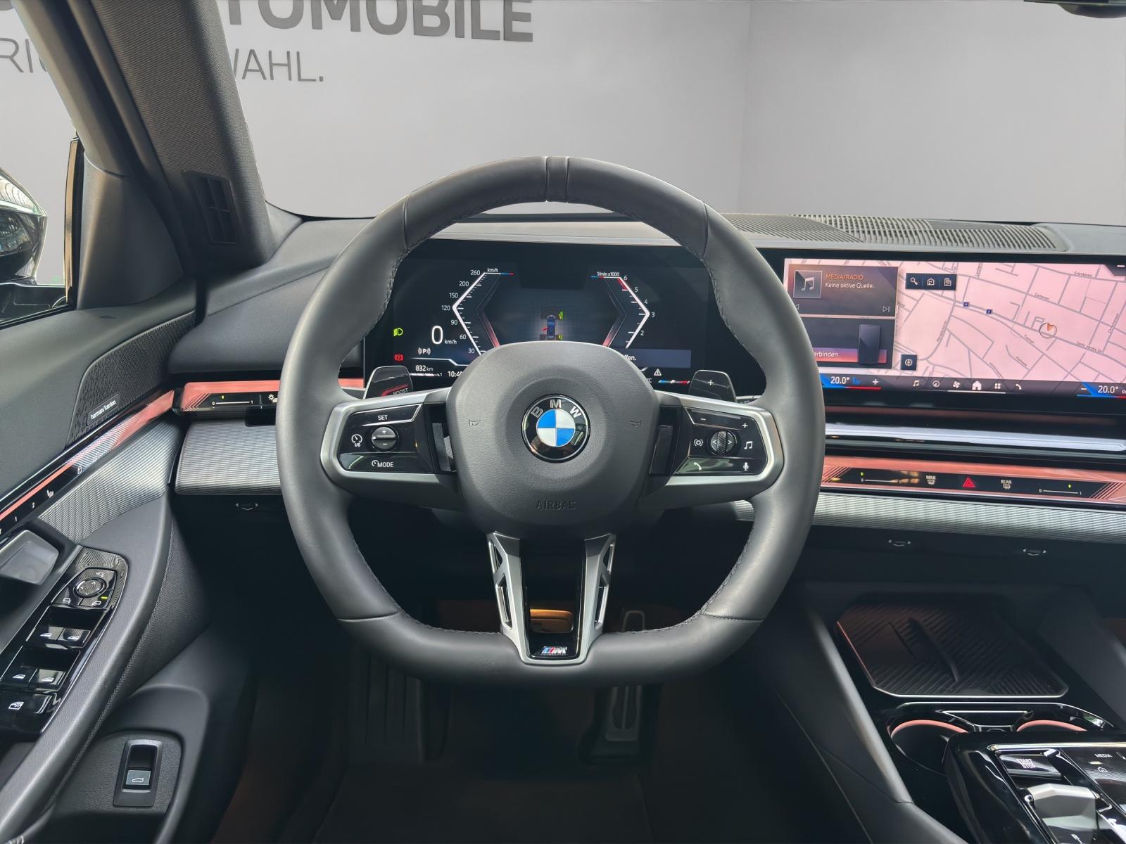BMW 520d xDrive Touring-image-5