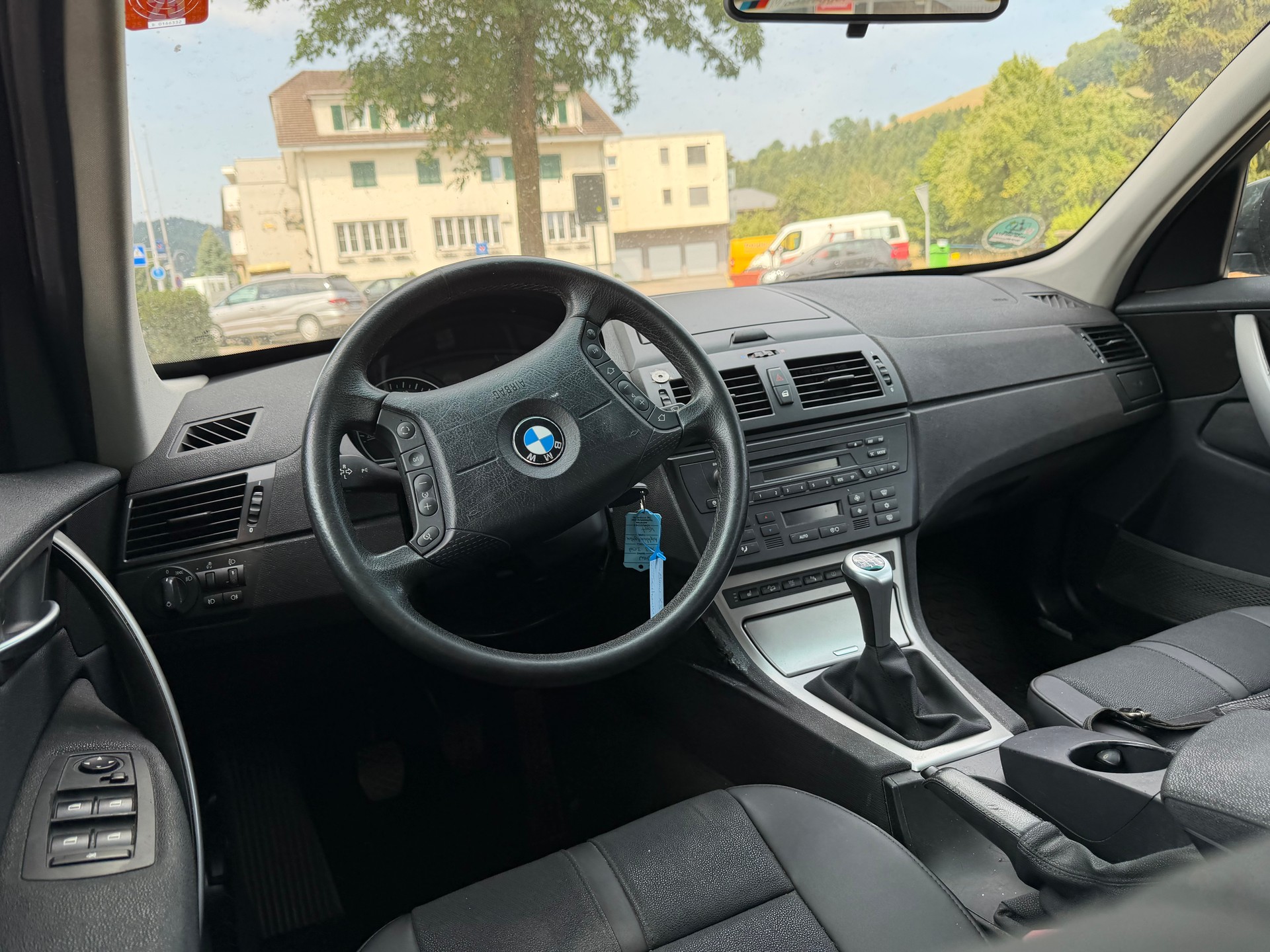 BMW X3 3.0d-image-11