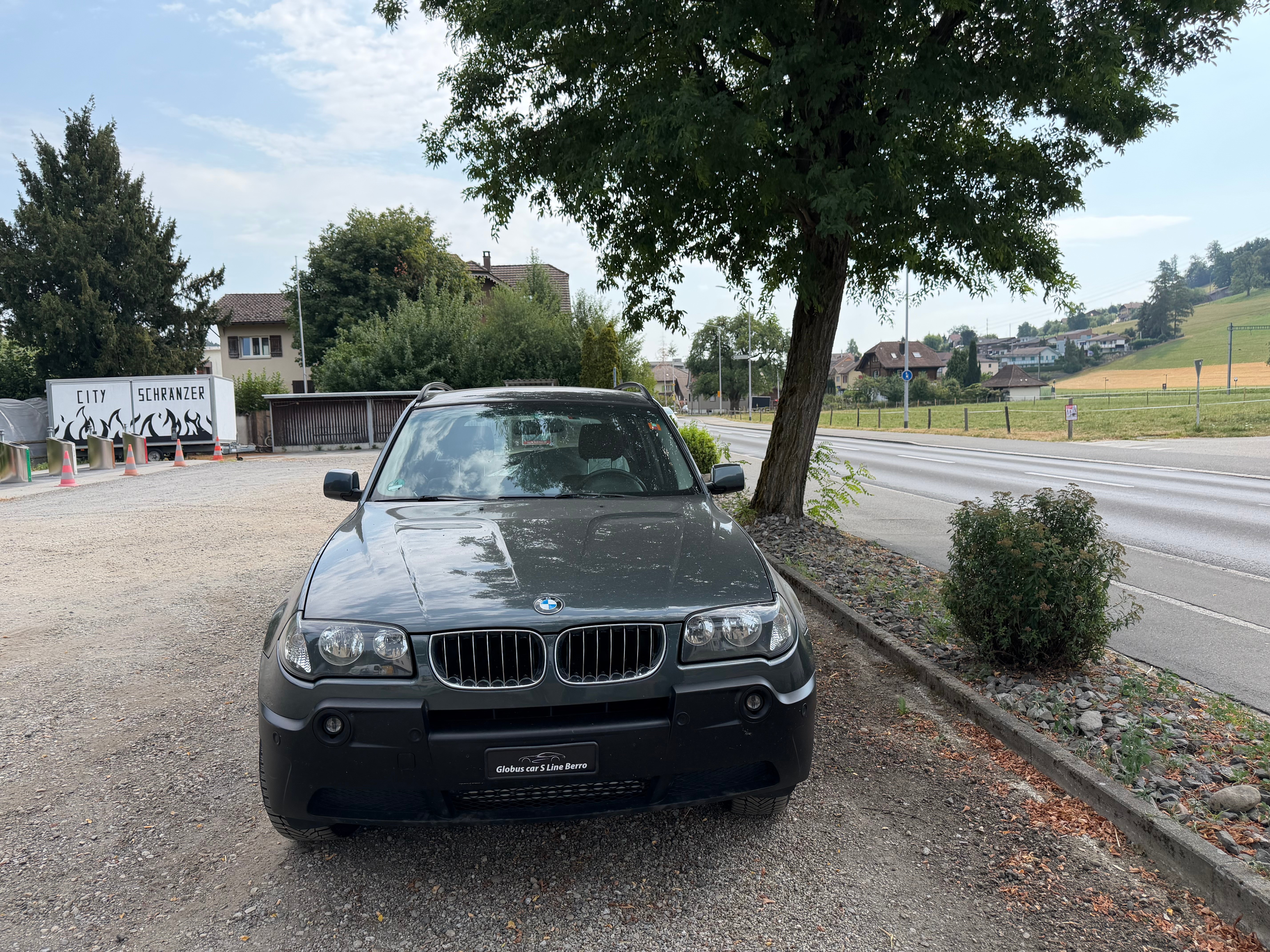 Car photo