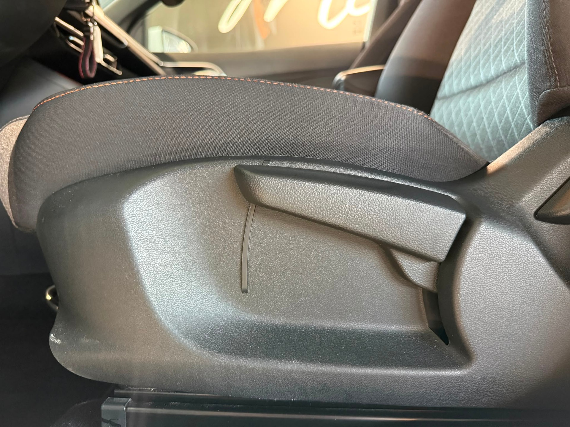MG 3 1.5 Hybrid Standard Aut.-image-7