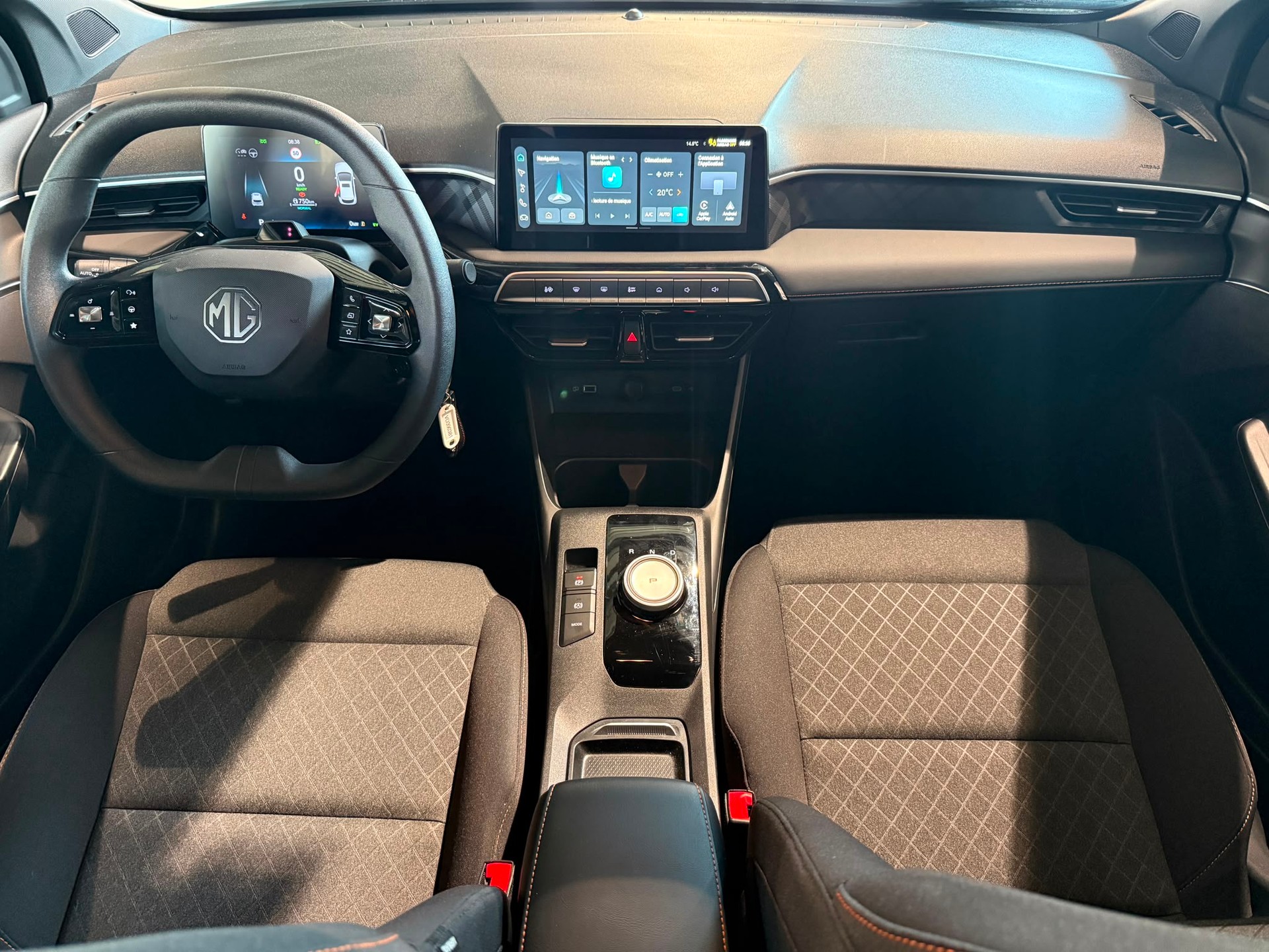 MG 3 1.5 Hybrid Standard Aut.-image-12