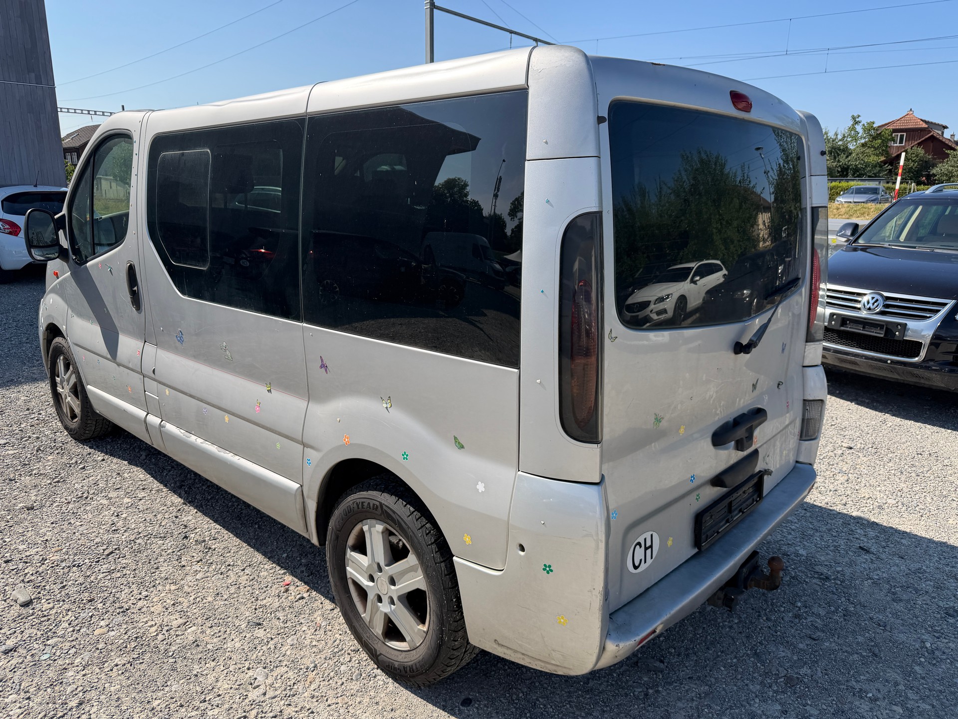 OPEL Vivaro Life 2.5 CDTI 2.7t-image-3