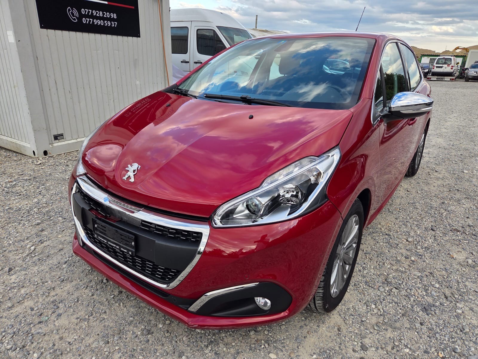 PEUGEOT 208 1.2 PureTech Allure EAT6