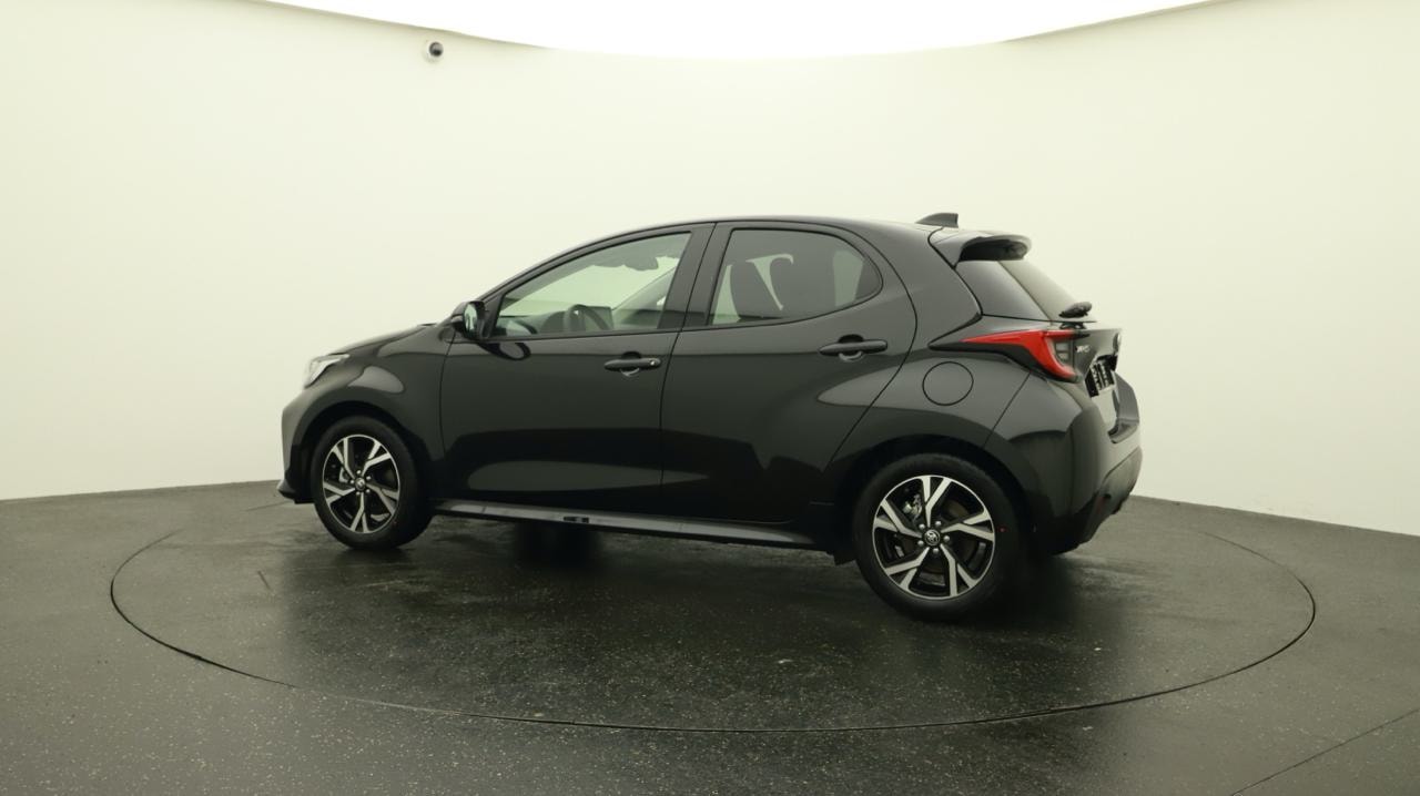 TOYOTA Yaris 1.5 Sport e-CVT-image-2