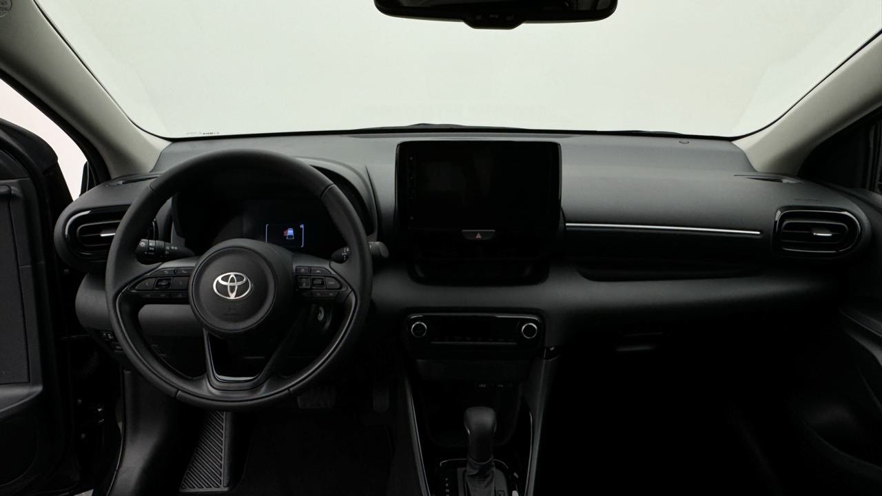 TOYOTA Yaris 1.5 Sport e-CVT-image-5