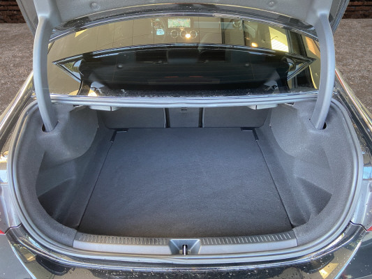 MERCEDES-BENZ A 200 AMG Line-image-6
