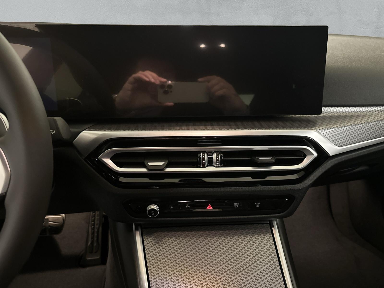 BMW 318i M Sport Touring G21 (CH) AHK 1.3T 📍-image-14