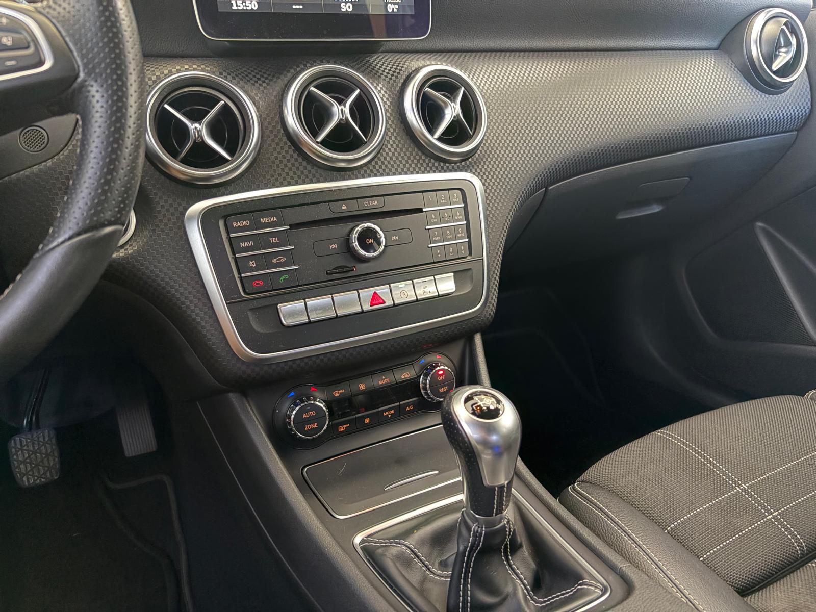 MERCEDES-BENZ A 200 Urban-image-21