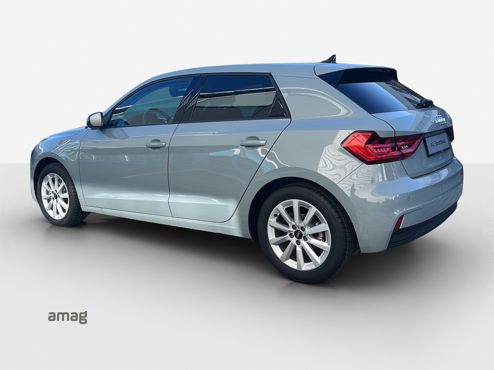 AUDI A1 Sportback 30 TFSI Attraction S-tronic-image-2