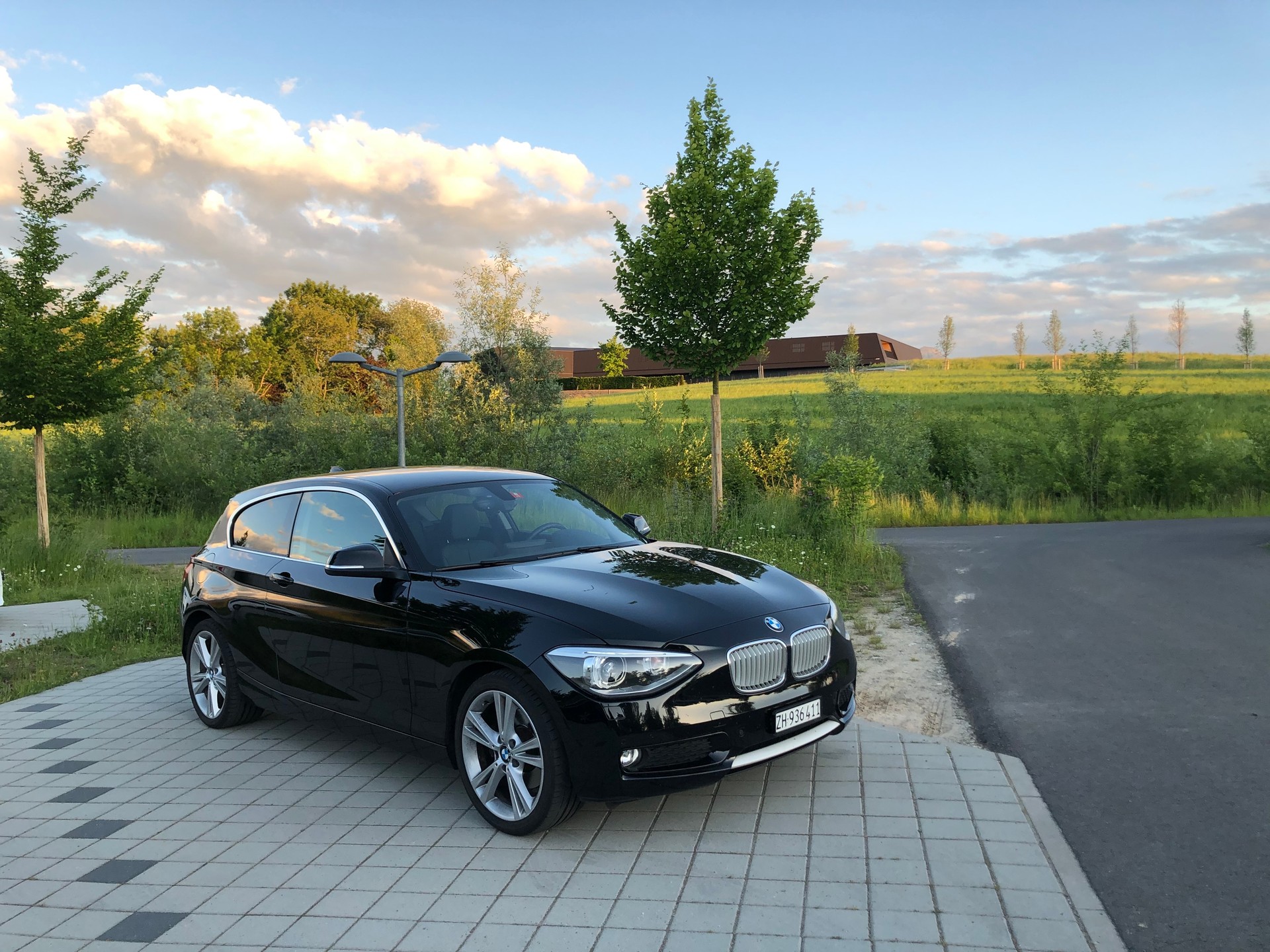 BMW 125i-image-0