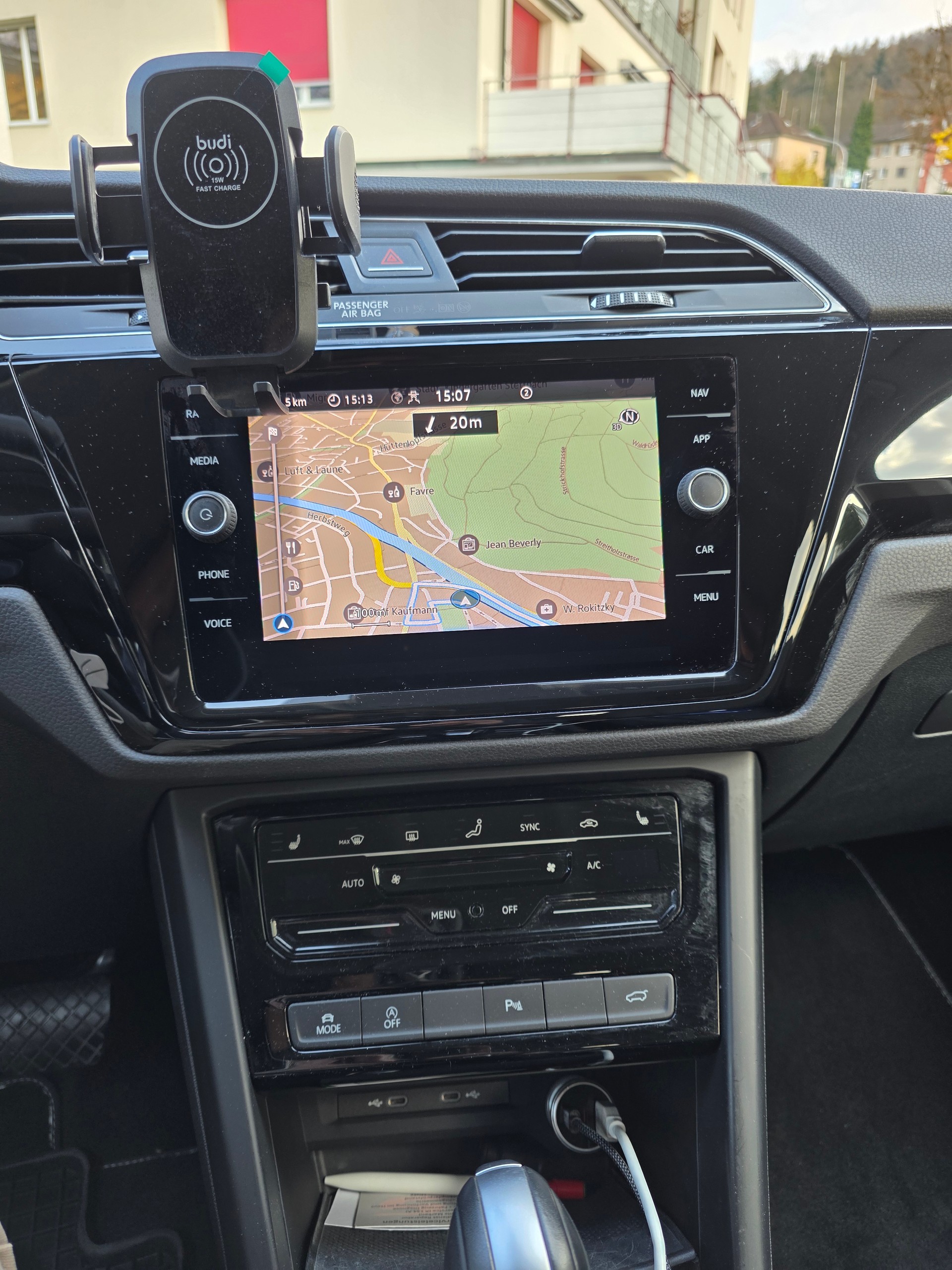 VW 1.5 TSI Comfortline DSG-image-3