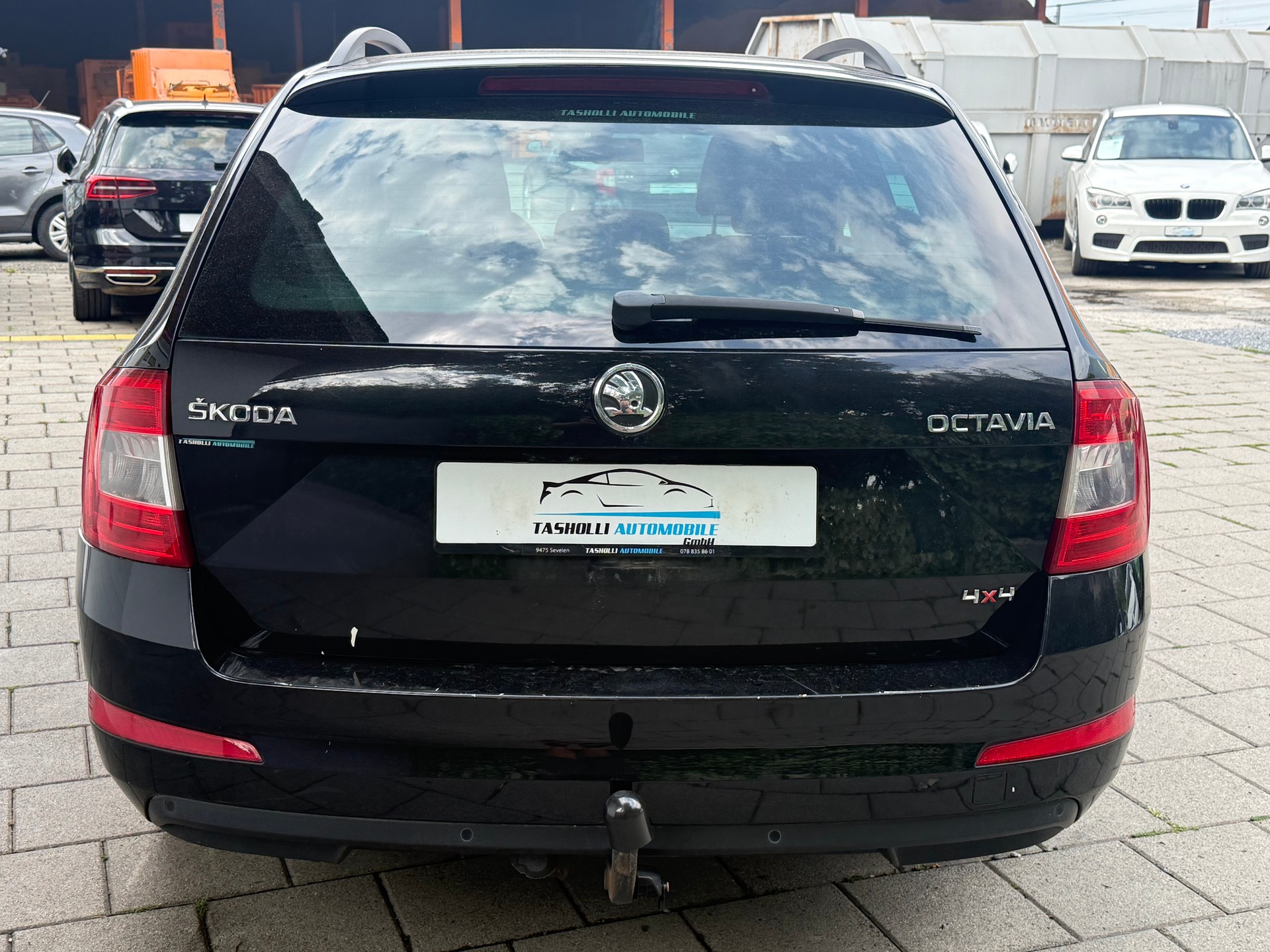 SKODA Octavia Combi 2.0 TDI Ambition 4x4-image-4