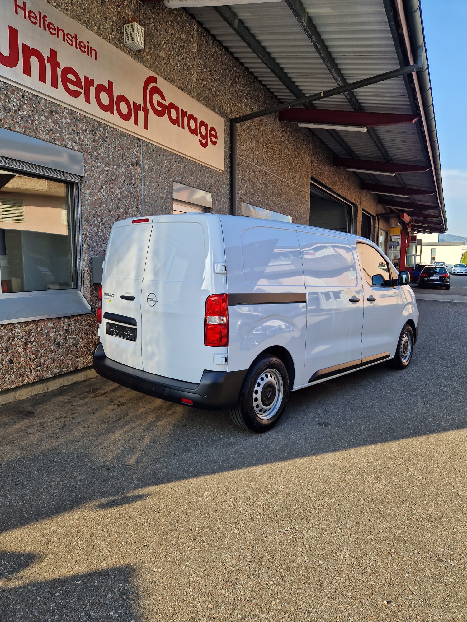 OPEL Vivaro Cargo 1.5 D s/s M-image-2
