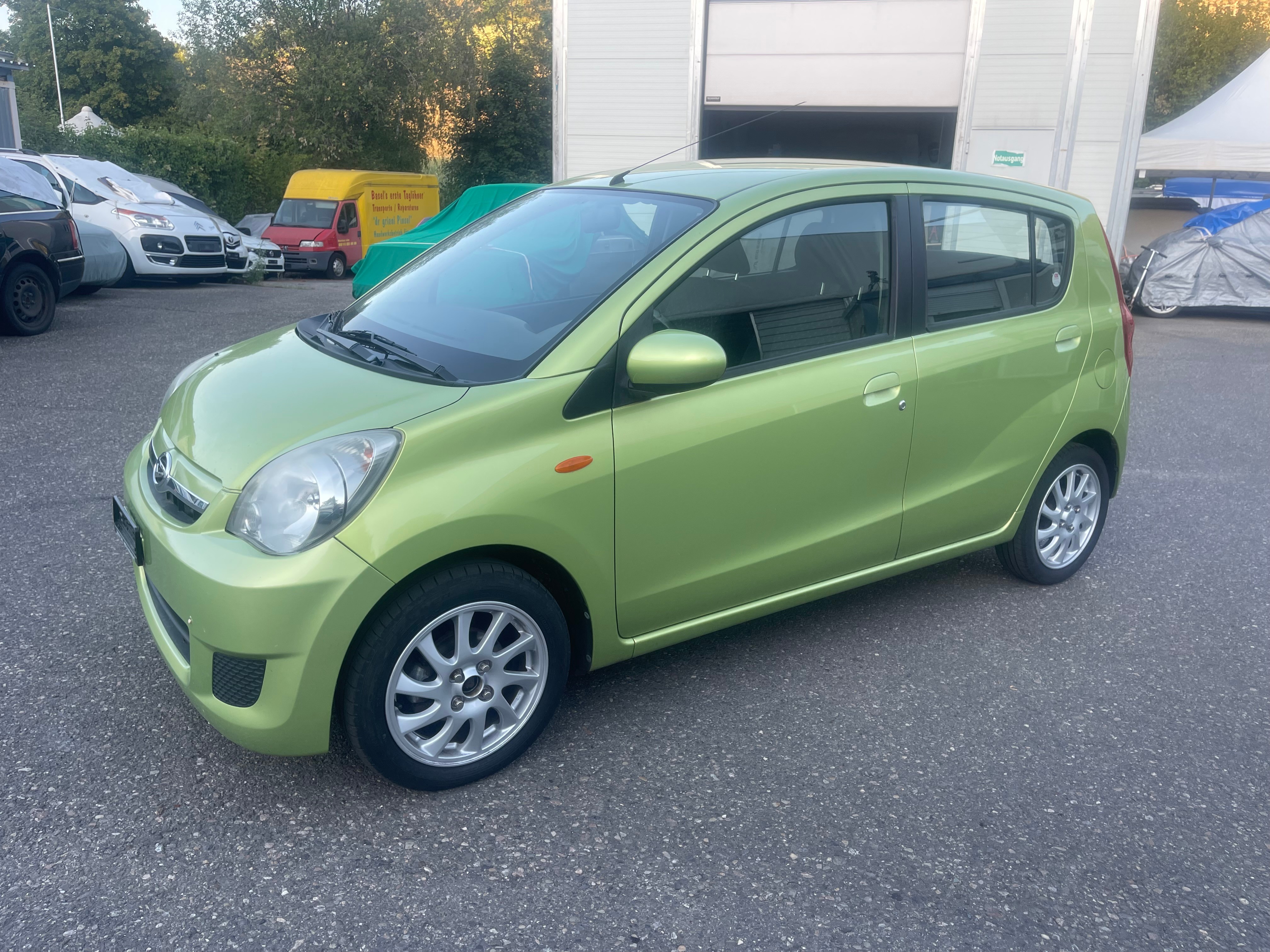 Car photo