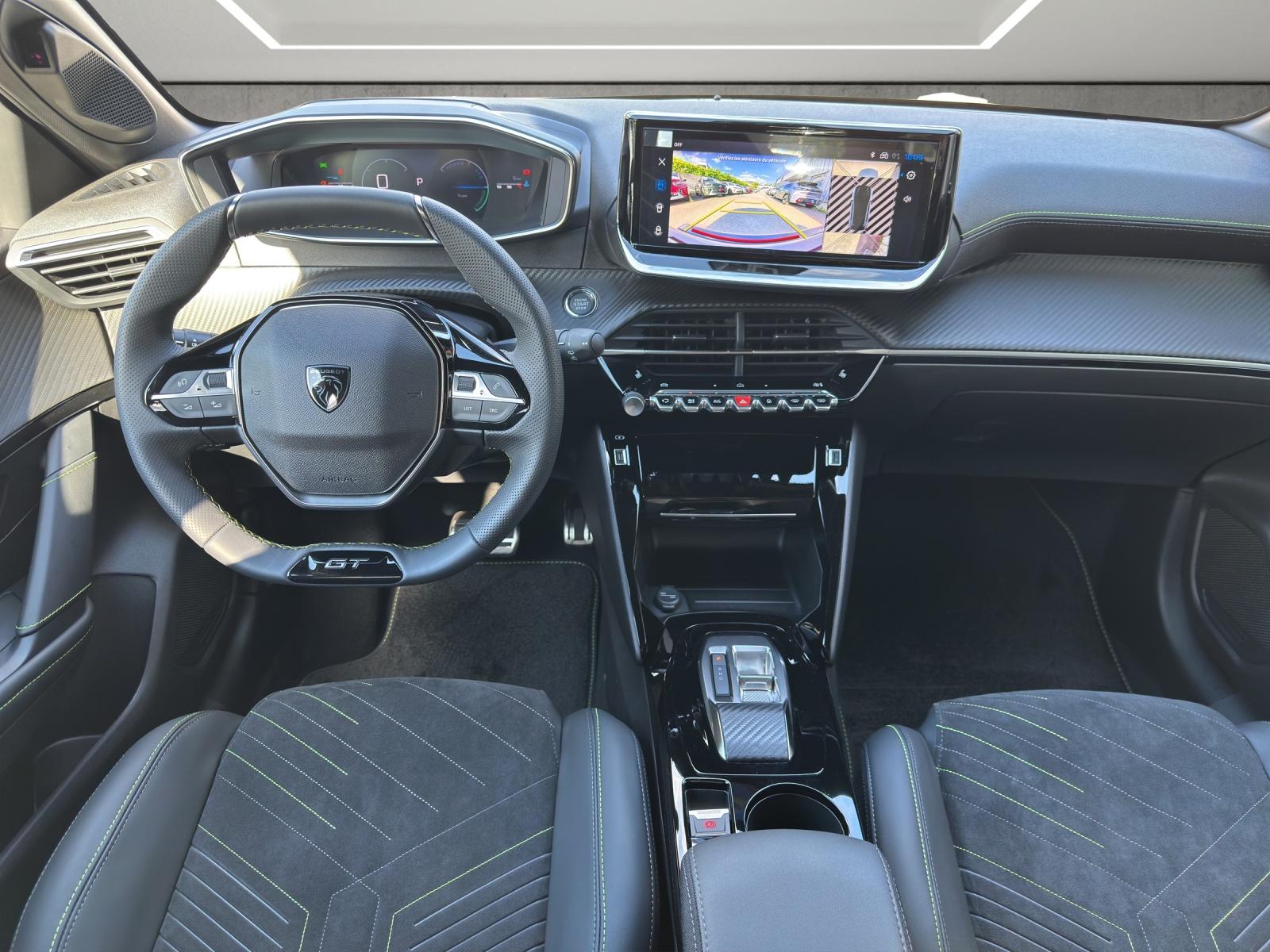 PEUGEOT 208 1.2 Hybrid 145 GT Exclusive-image-8